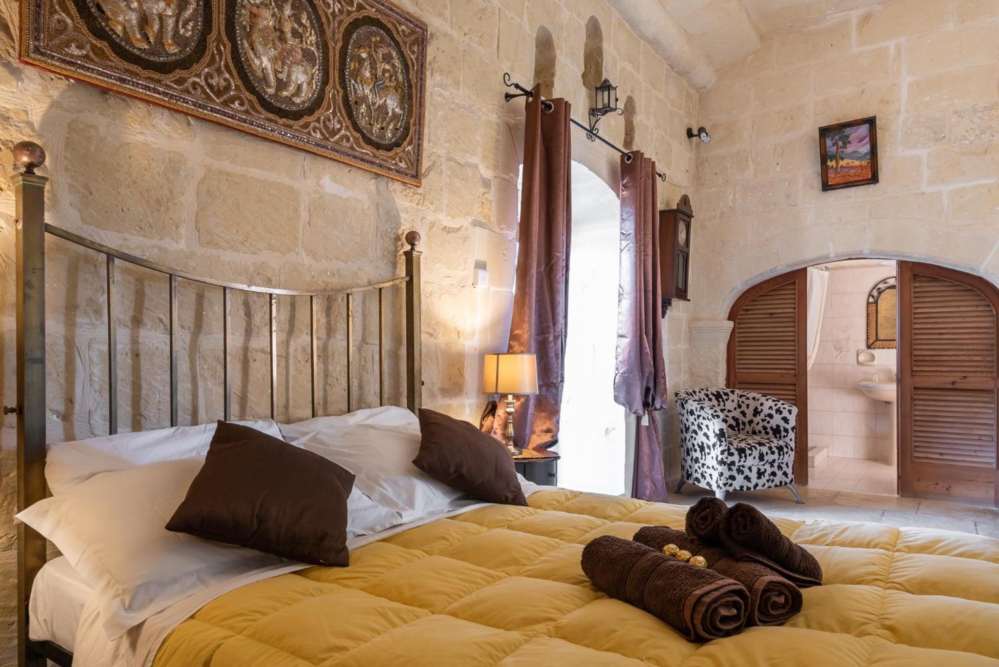 Family Suite With Balcony photo 2