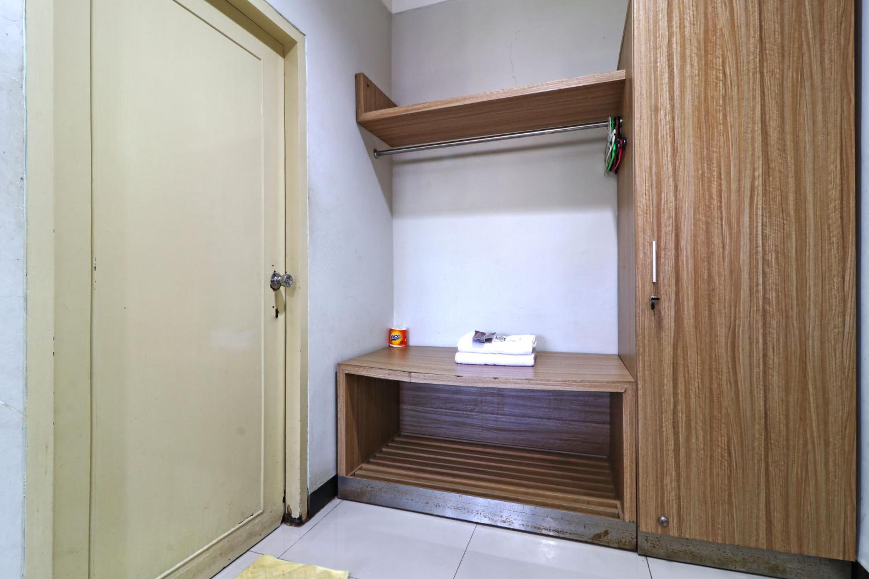 Deluxe Double or Twin Room - Photo 5