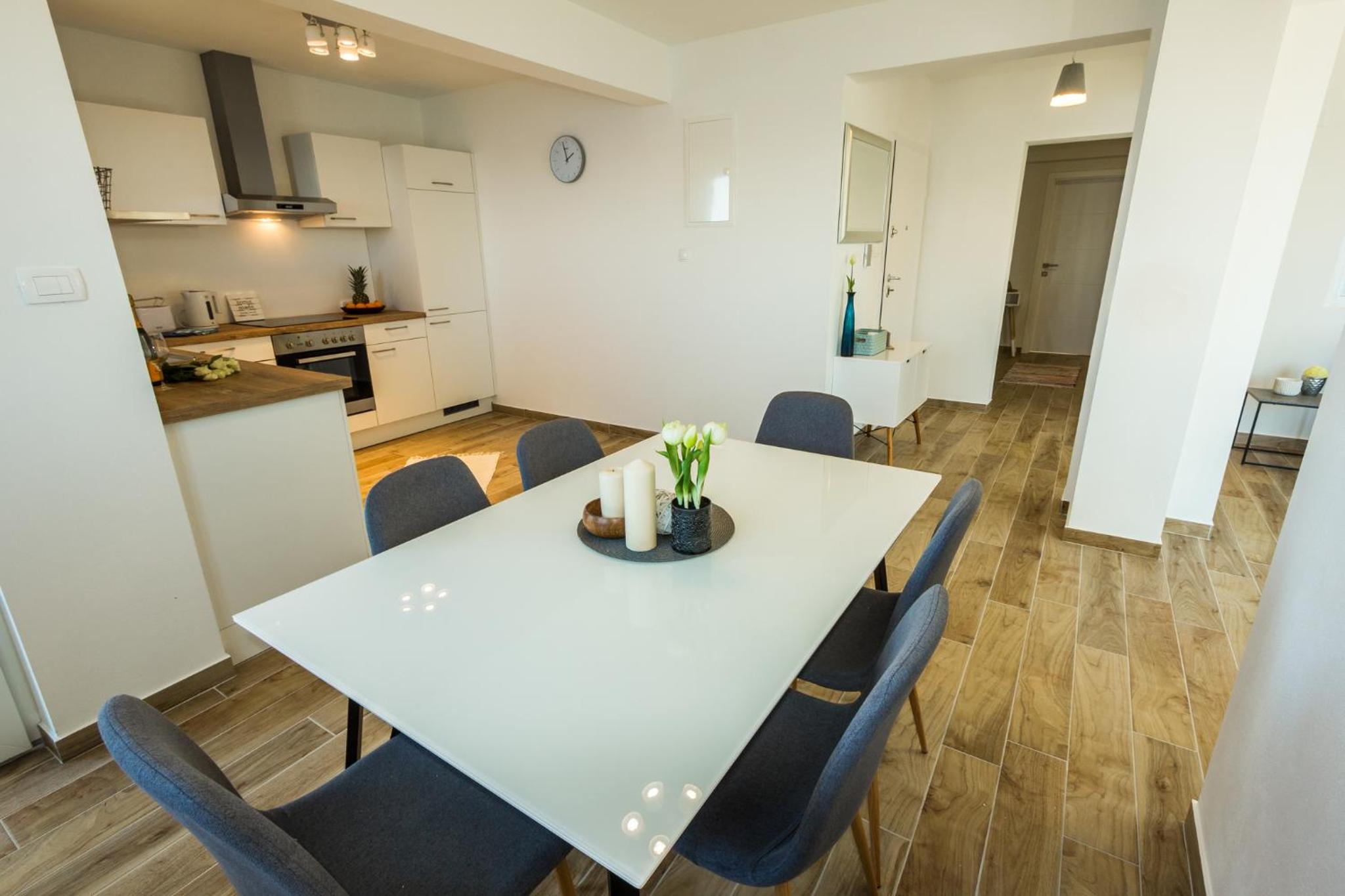 Deluxe Apartment - Photo 4