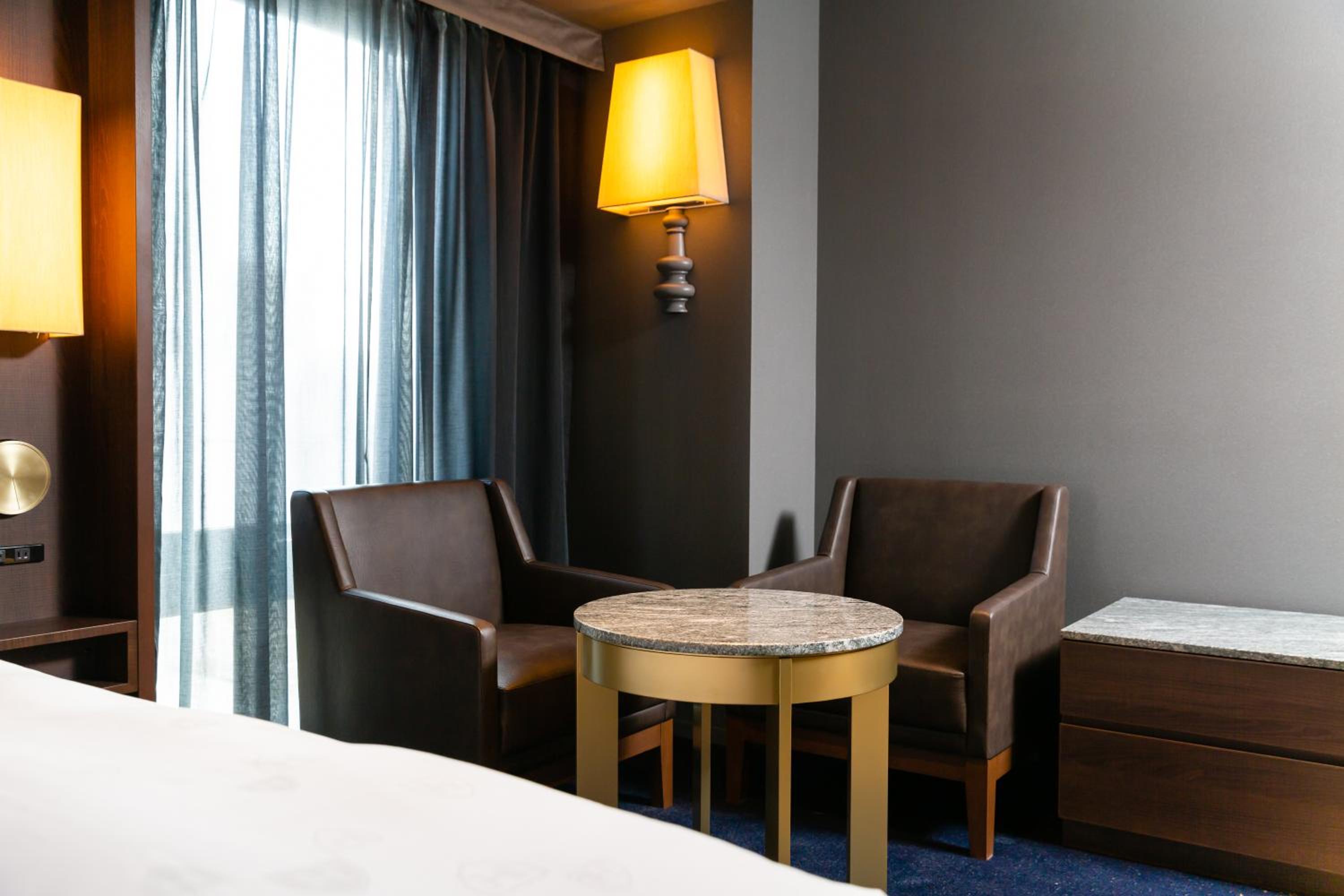 Deluxe Twin Room - Photo 3