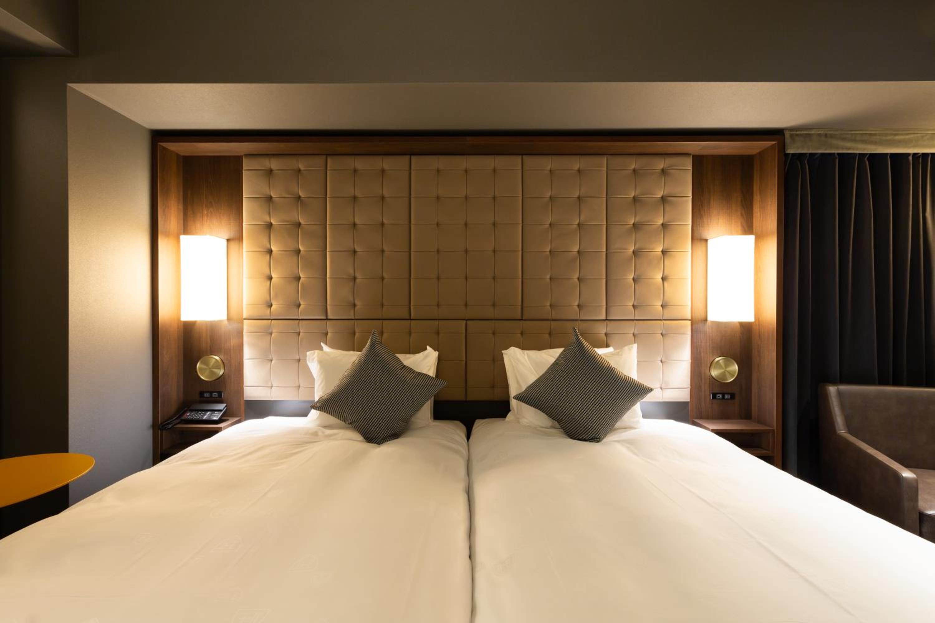 Deluxe Twin Room - Photo 8