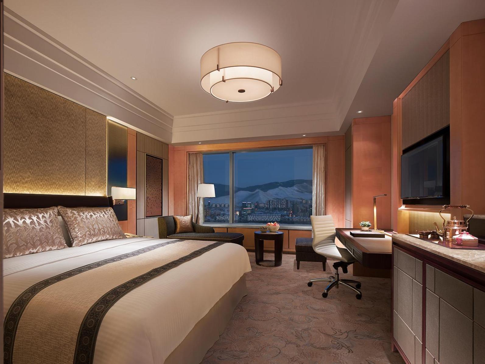 Executive Suite - 1 King Bed