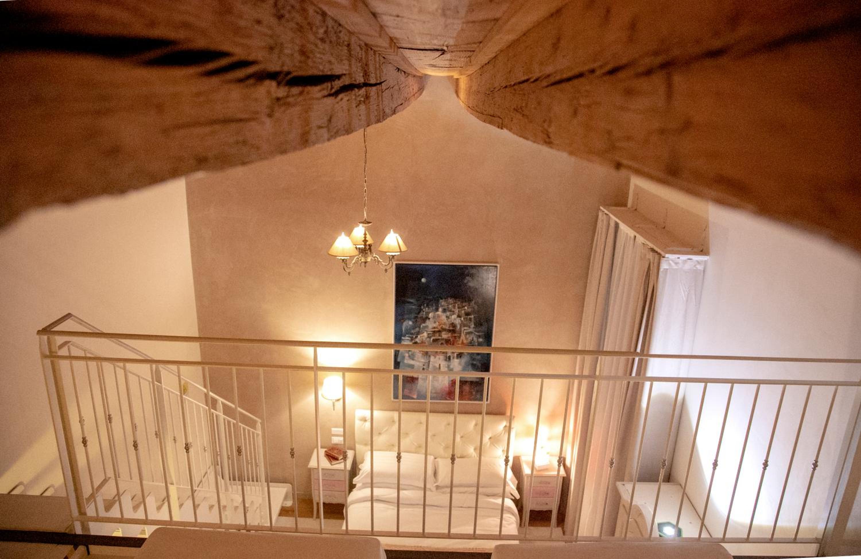 Superior King Room photo 1