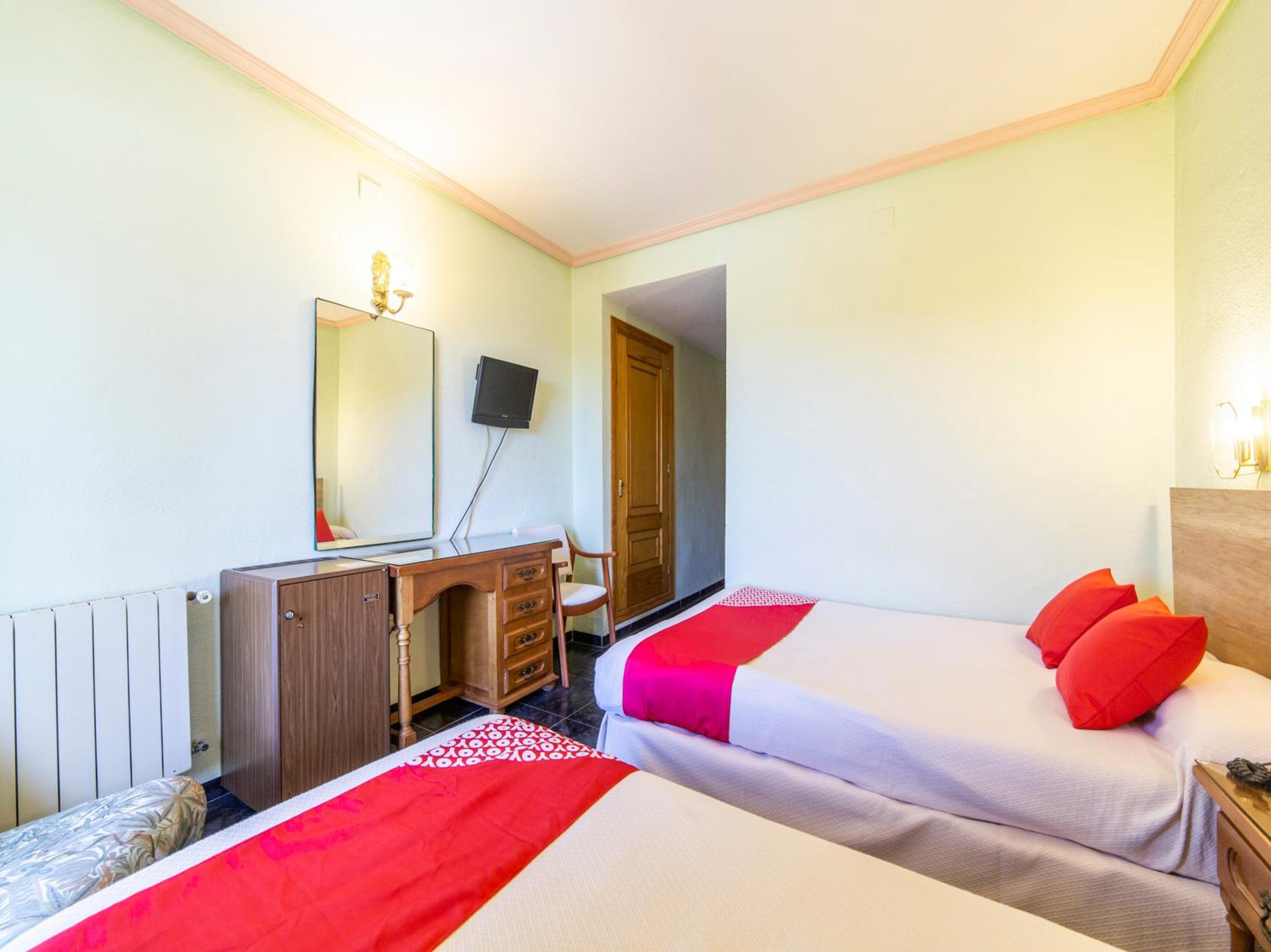 Triple Room - Photo 2