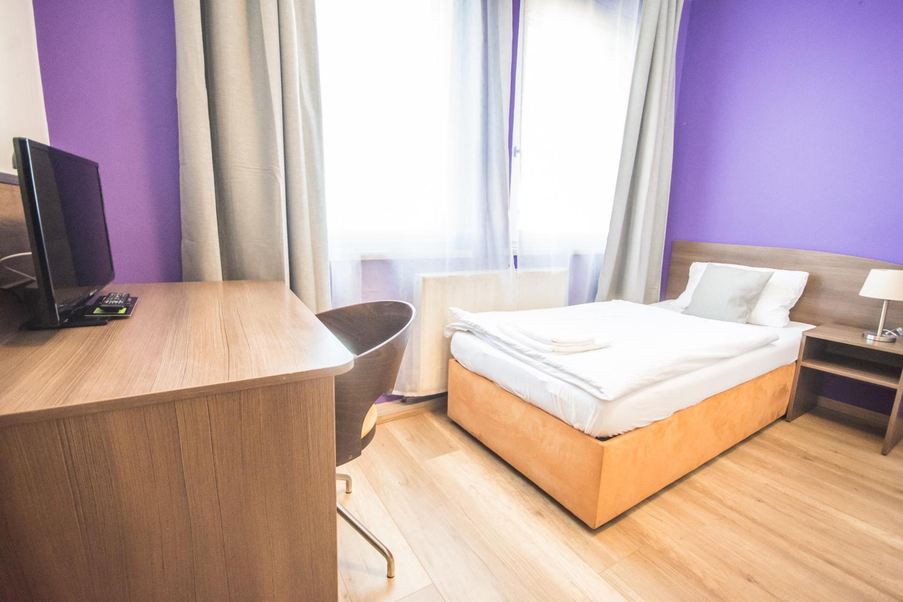 Single Room photo 1