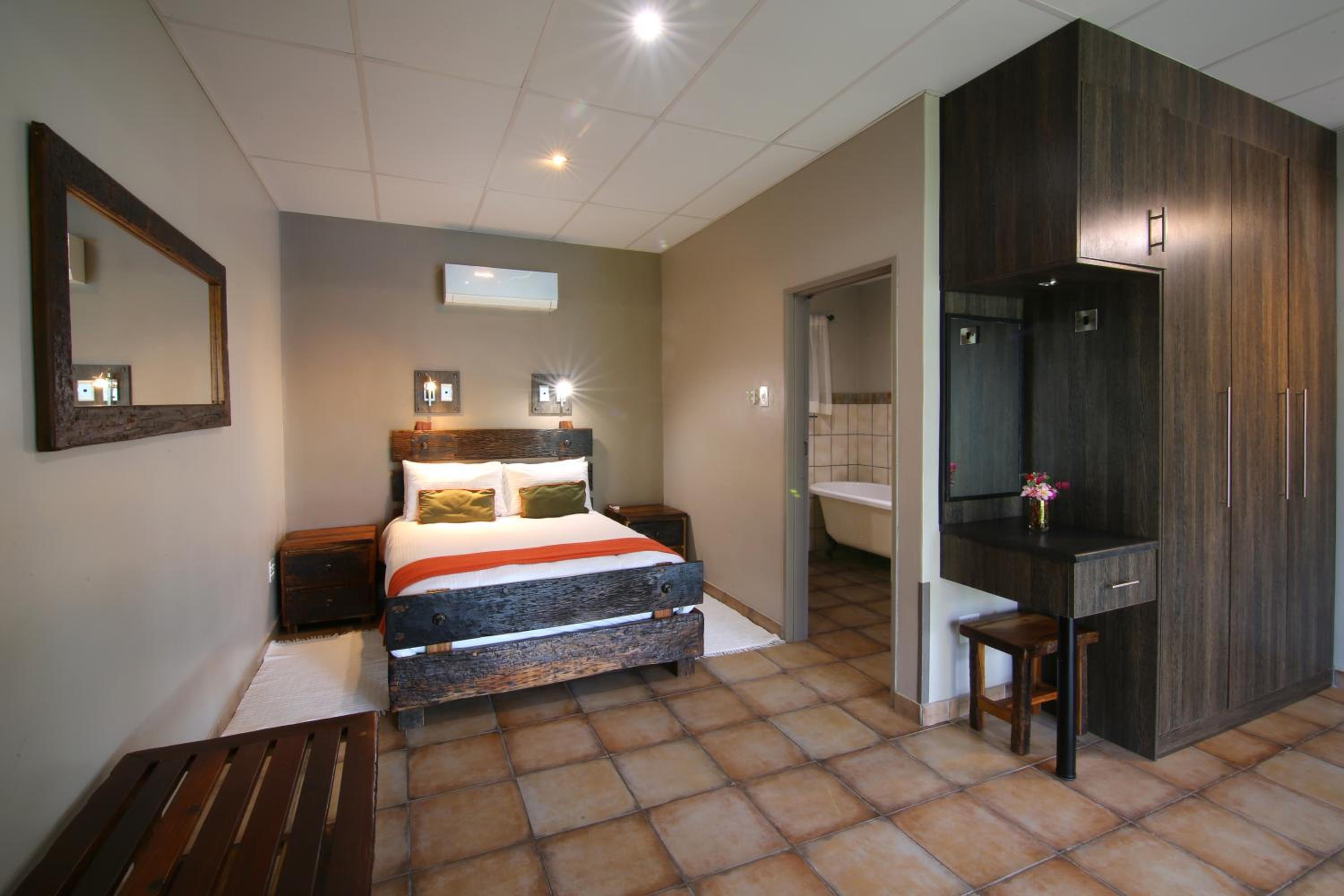 Executive Suite photo 1