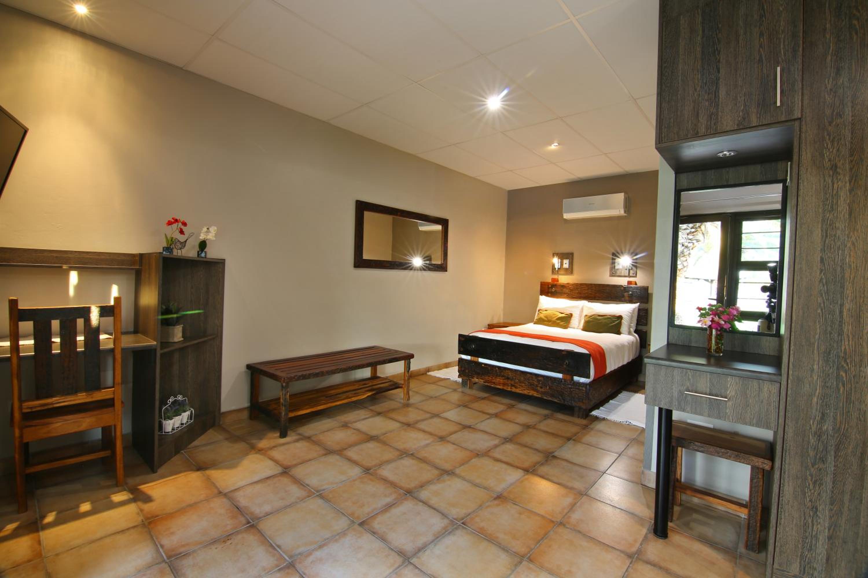 Executive Suite photo 3