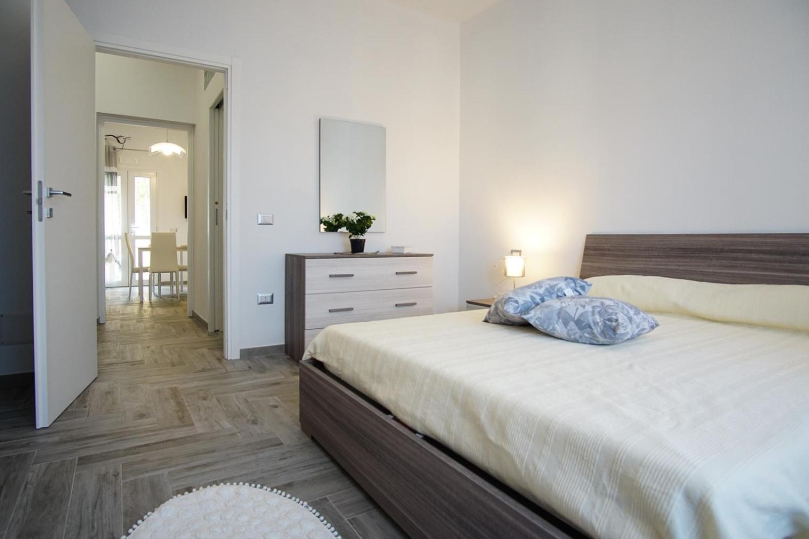 One-Bedroom Deluxe Apartment photo 2