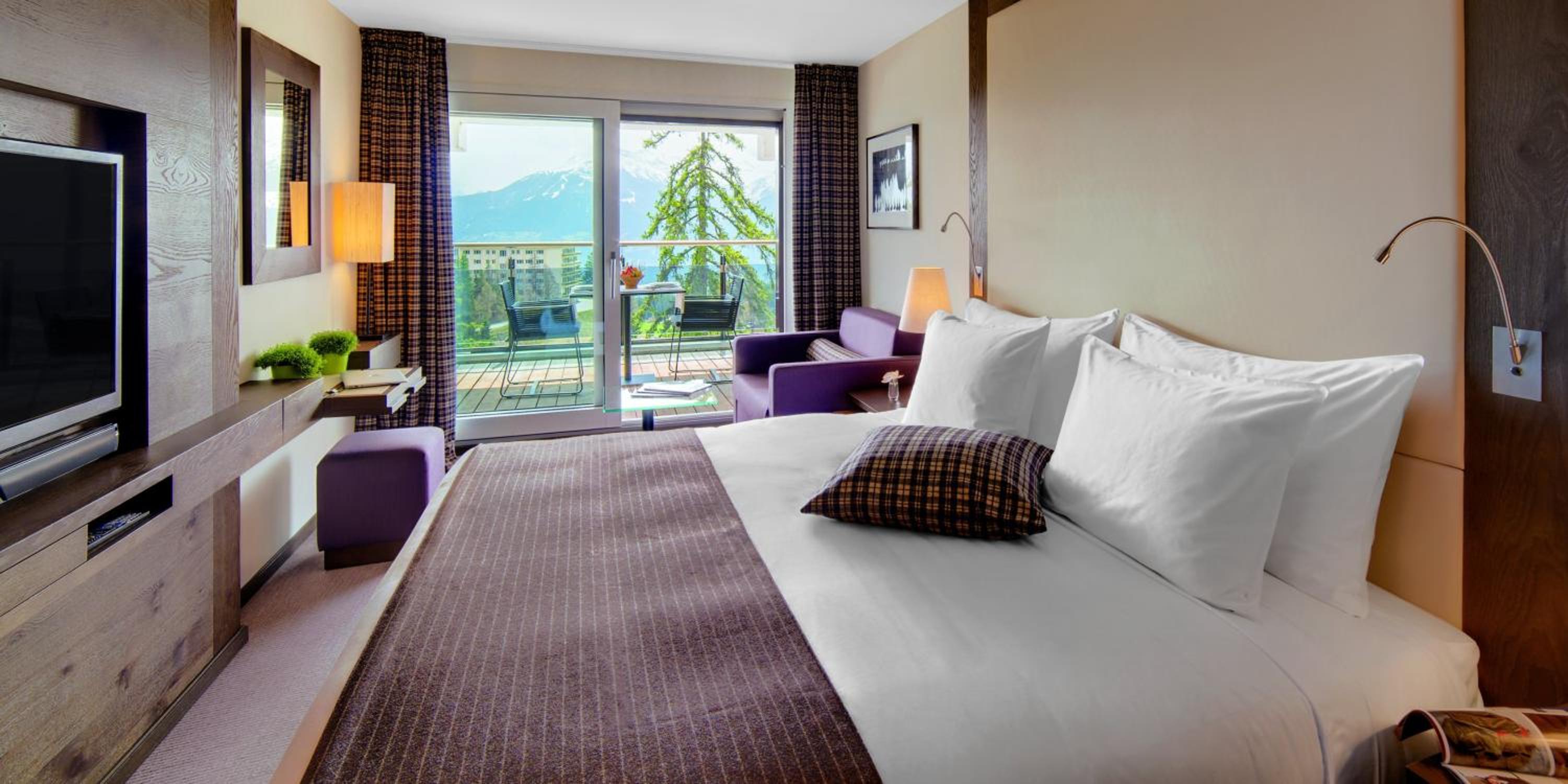Deluxe Double Room with Mountain View - Photo 3