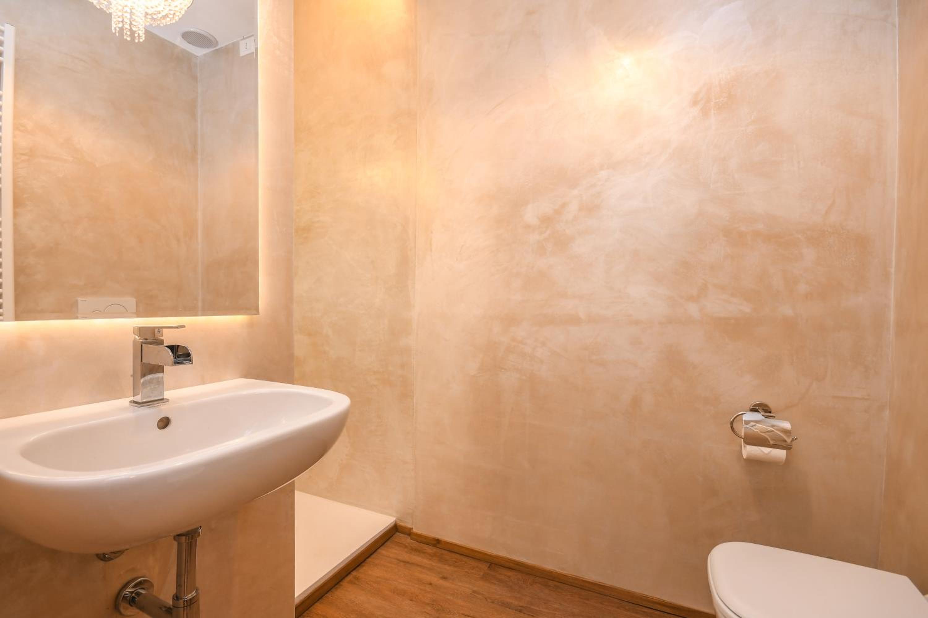 Family Suite - Photo 16