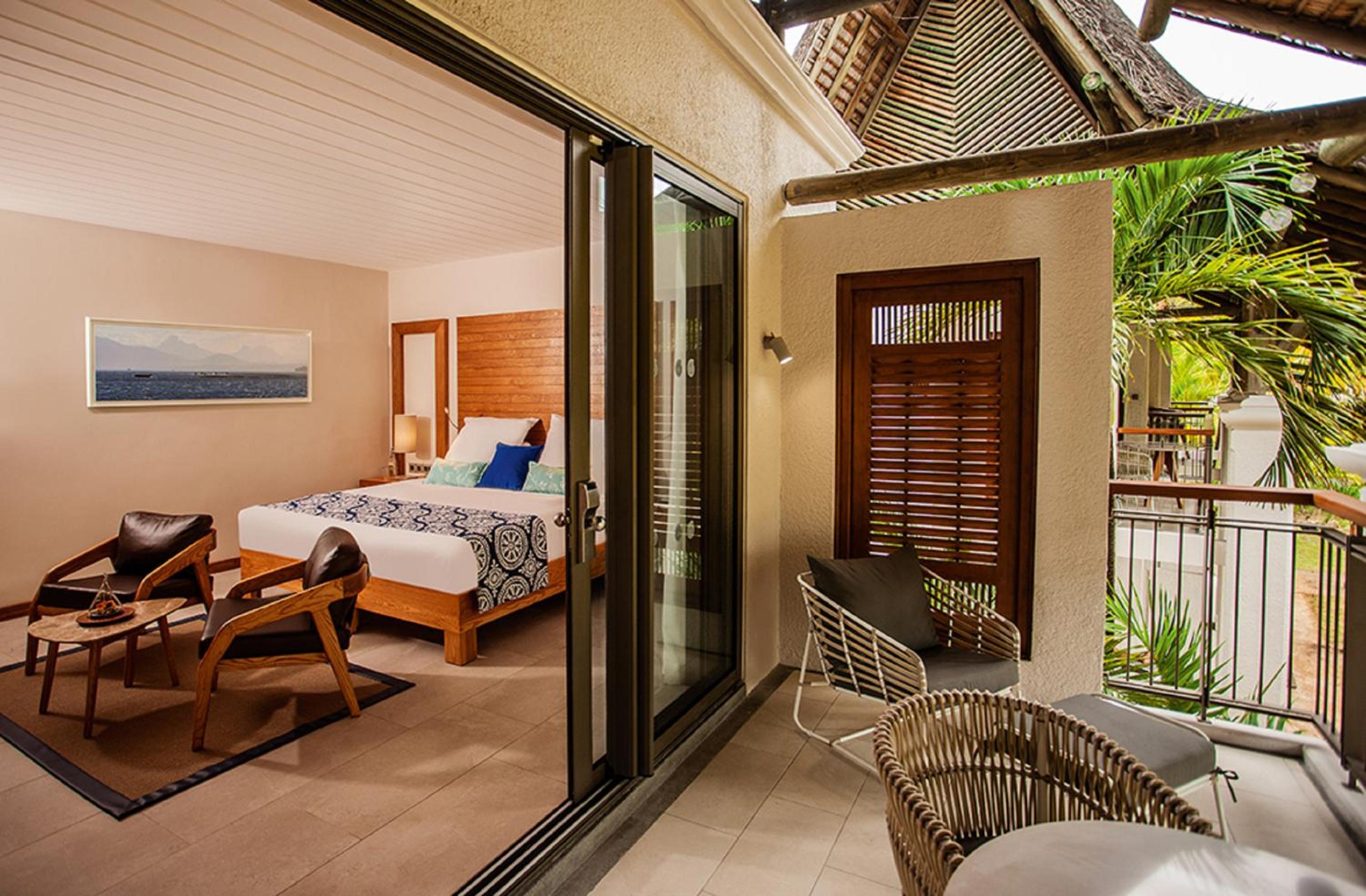 Paradis Room (2 adults + 1 Child)