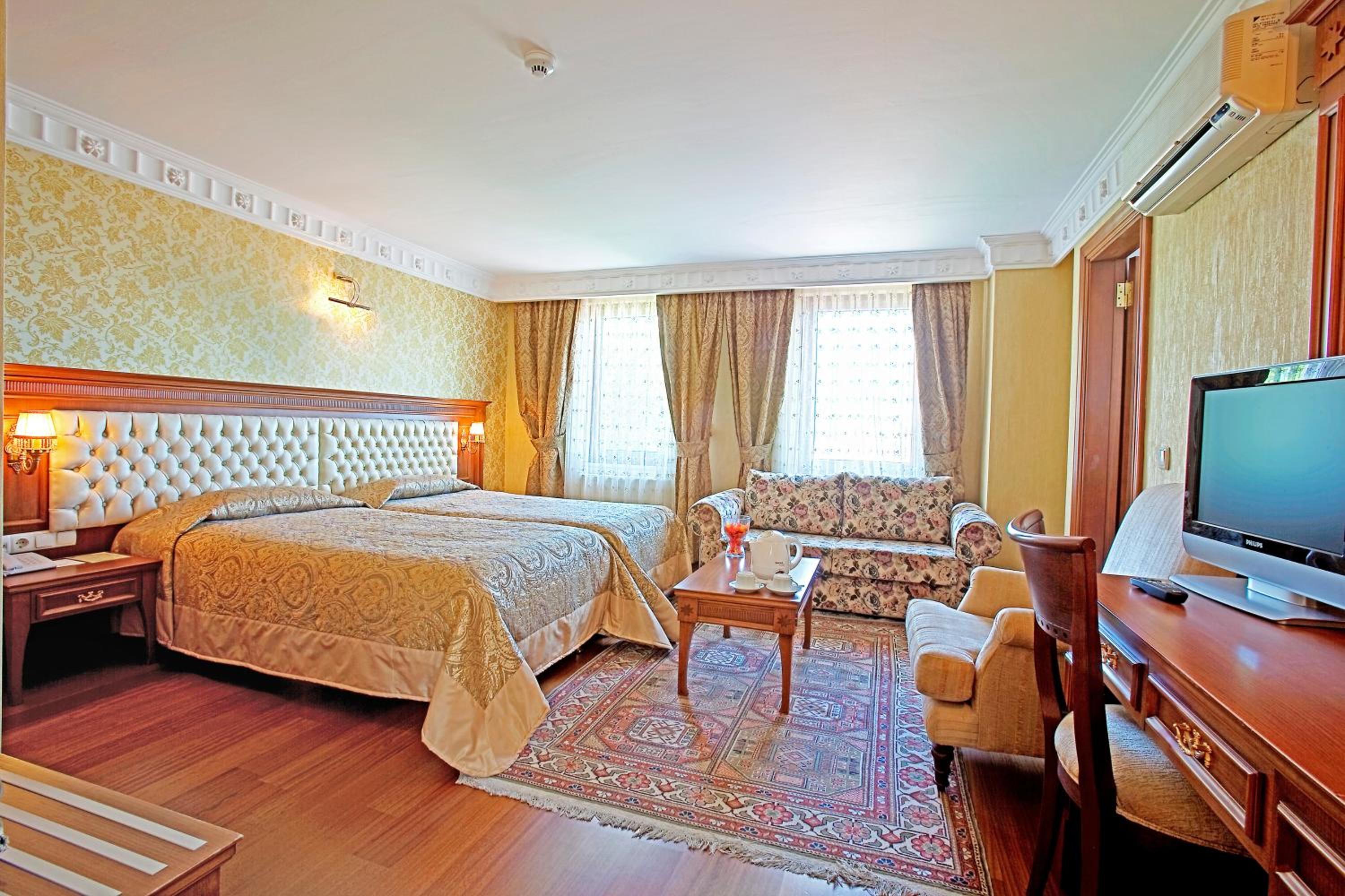 Superior Triple Room