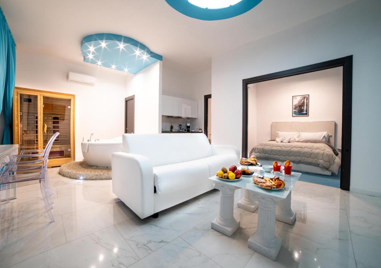 Luxury Suite
