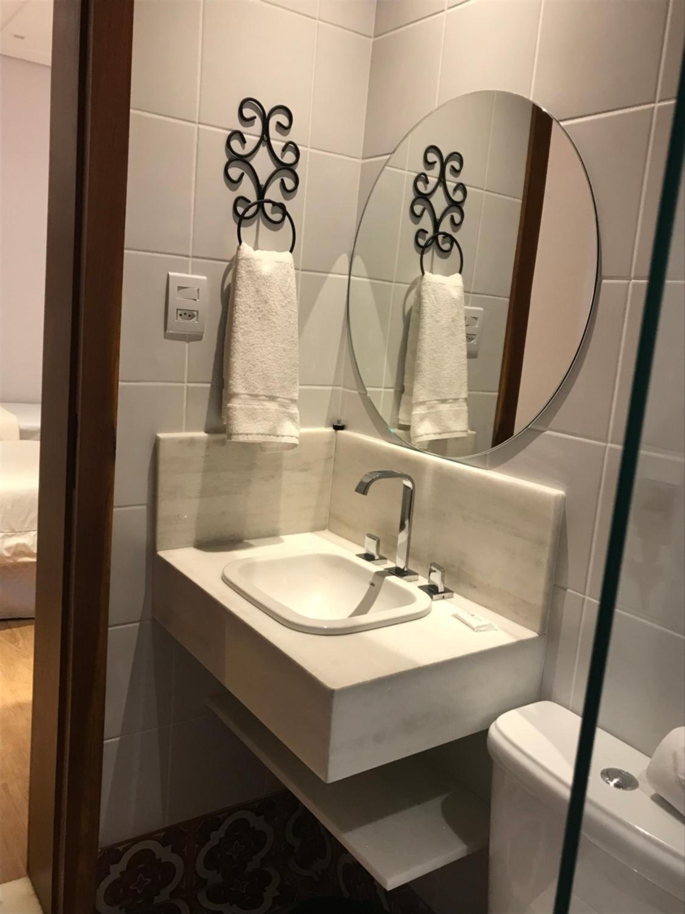 Double Or Twin Room - Photo 7