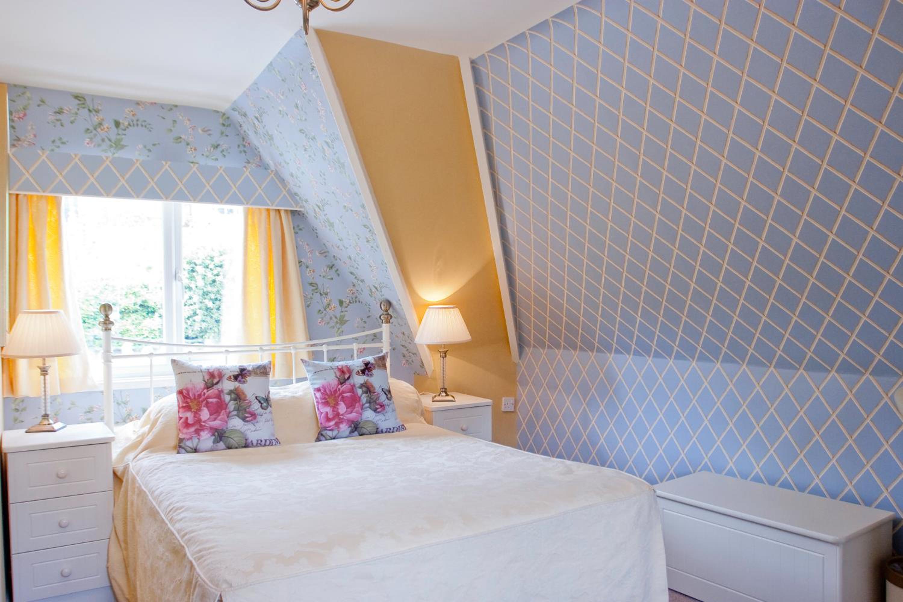 Double Room - Photo 12