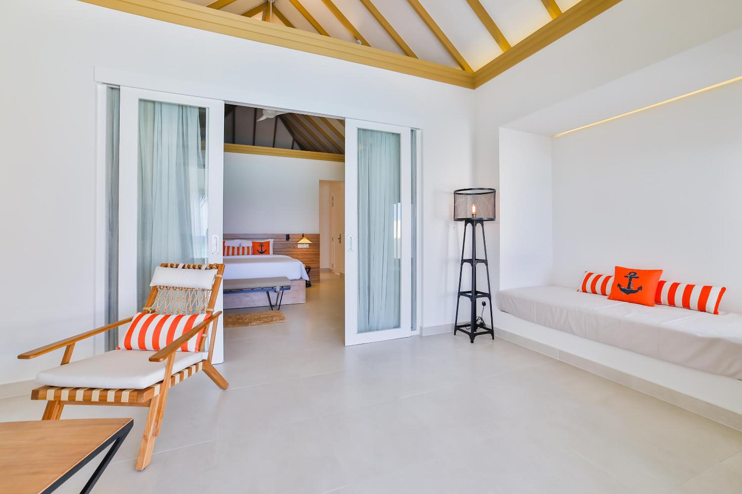 Family Beach Villa with Private Pool (Free seaplane for 2 pax with min 7-night stay - All Inclusive Meal Plan only) - Photo 7
