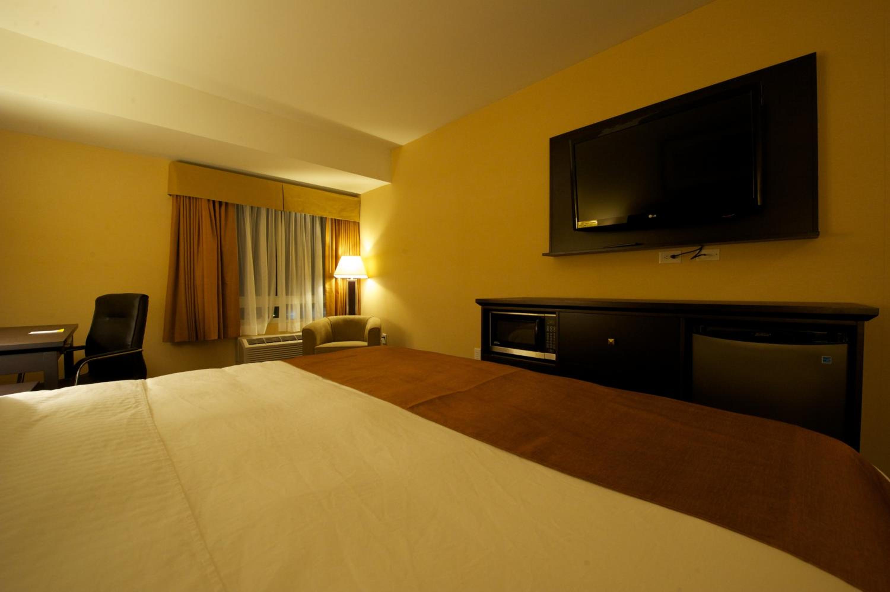 King Room - Disability Access - Non-Smoking photo 1