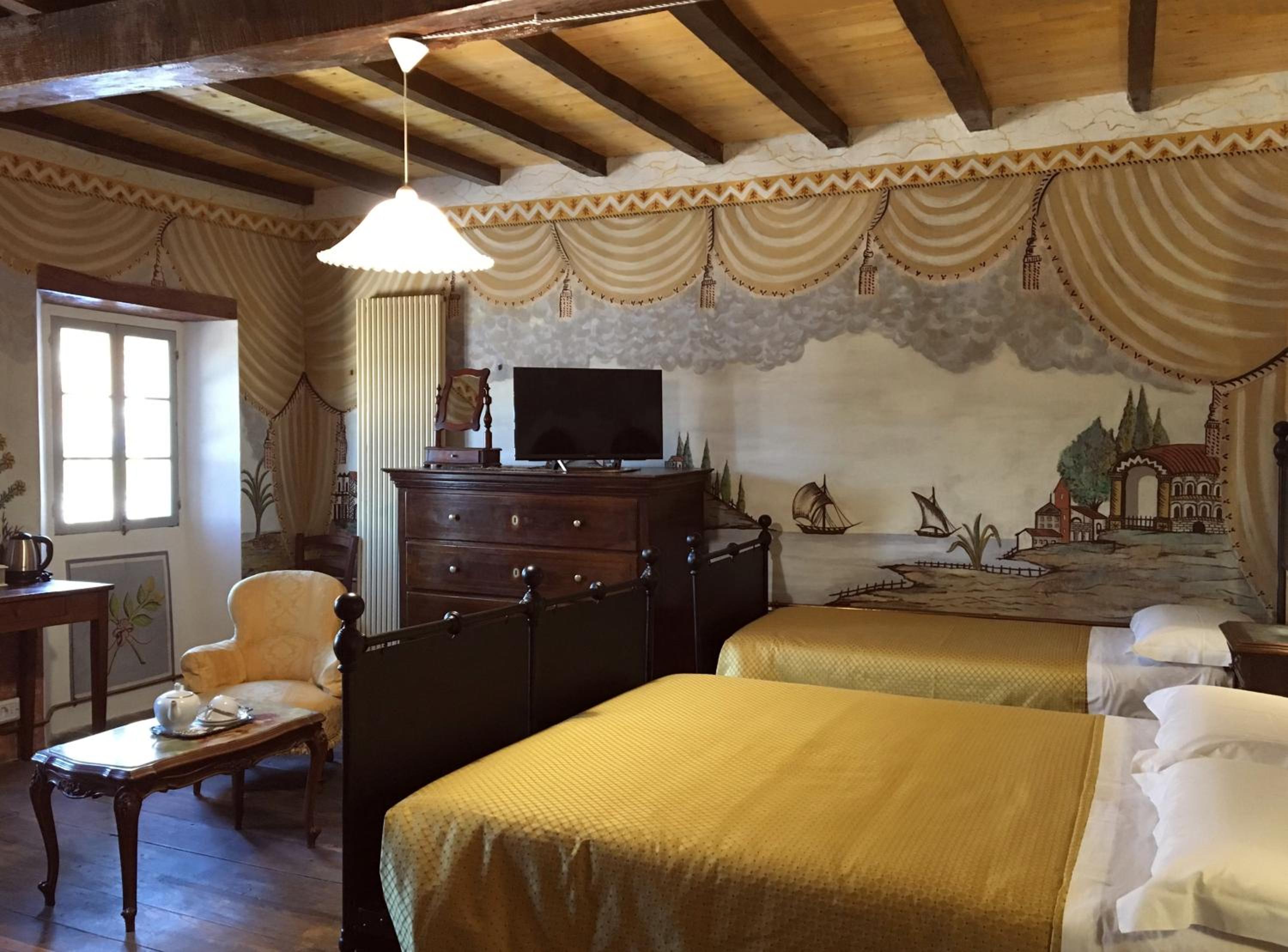Deluxe Double Room - Photo 7