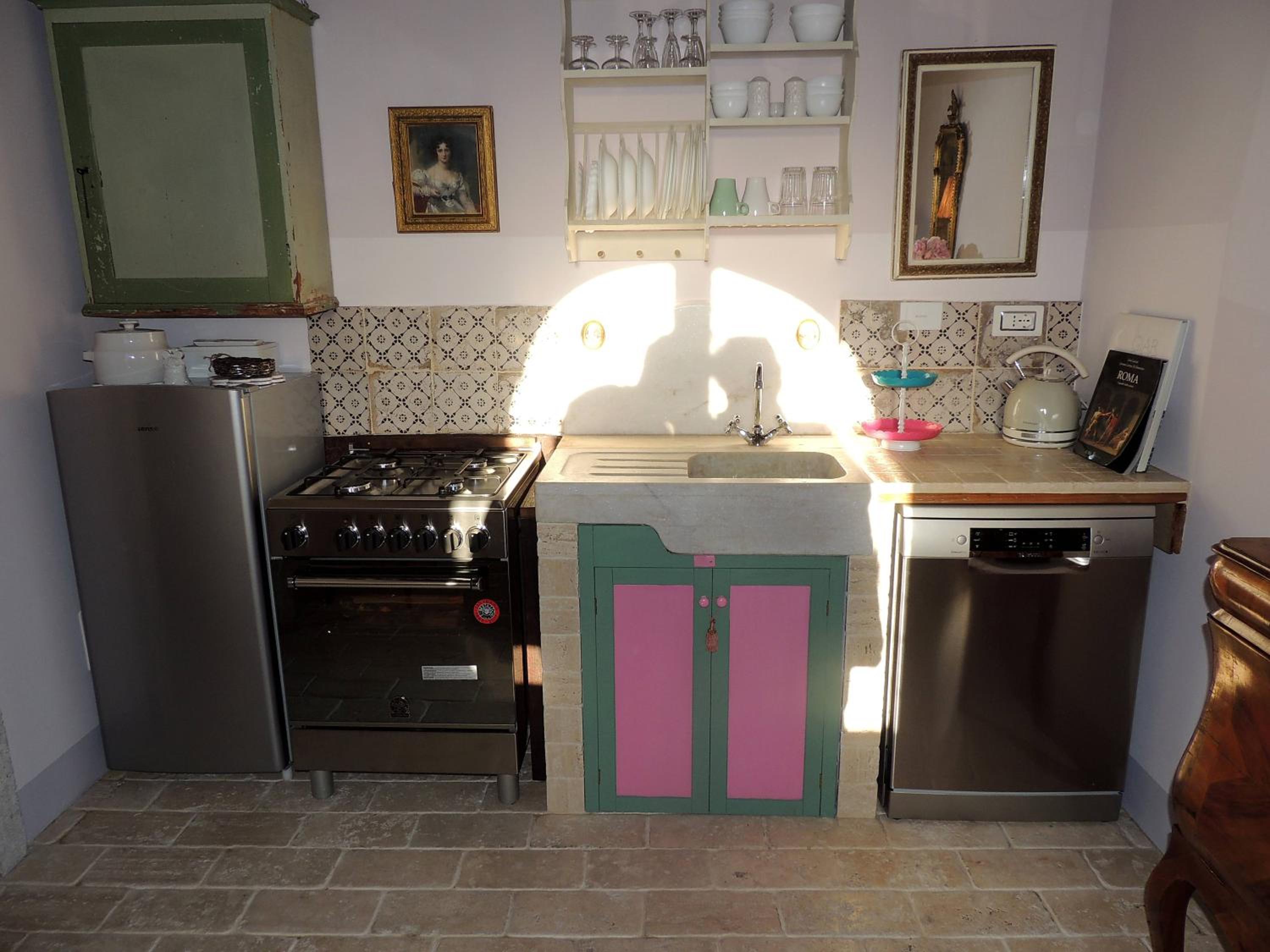 Two-Bedroom House - Photo 15