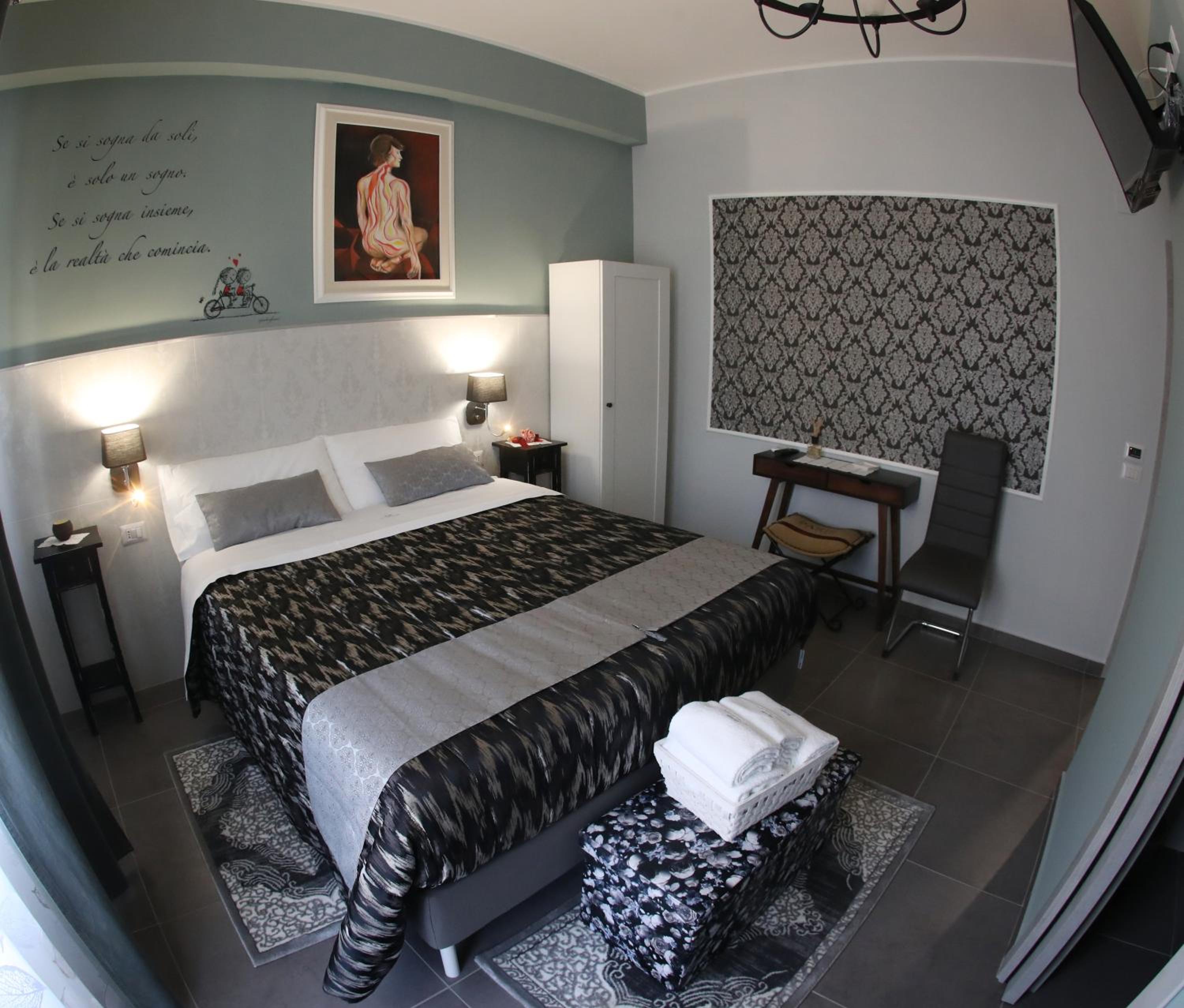 Double Room photo 3
