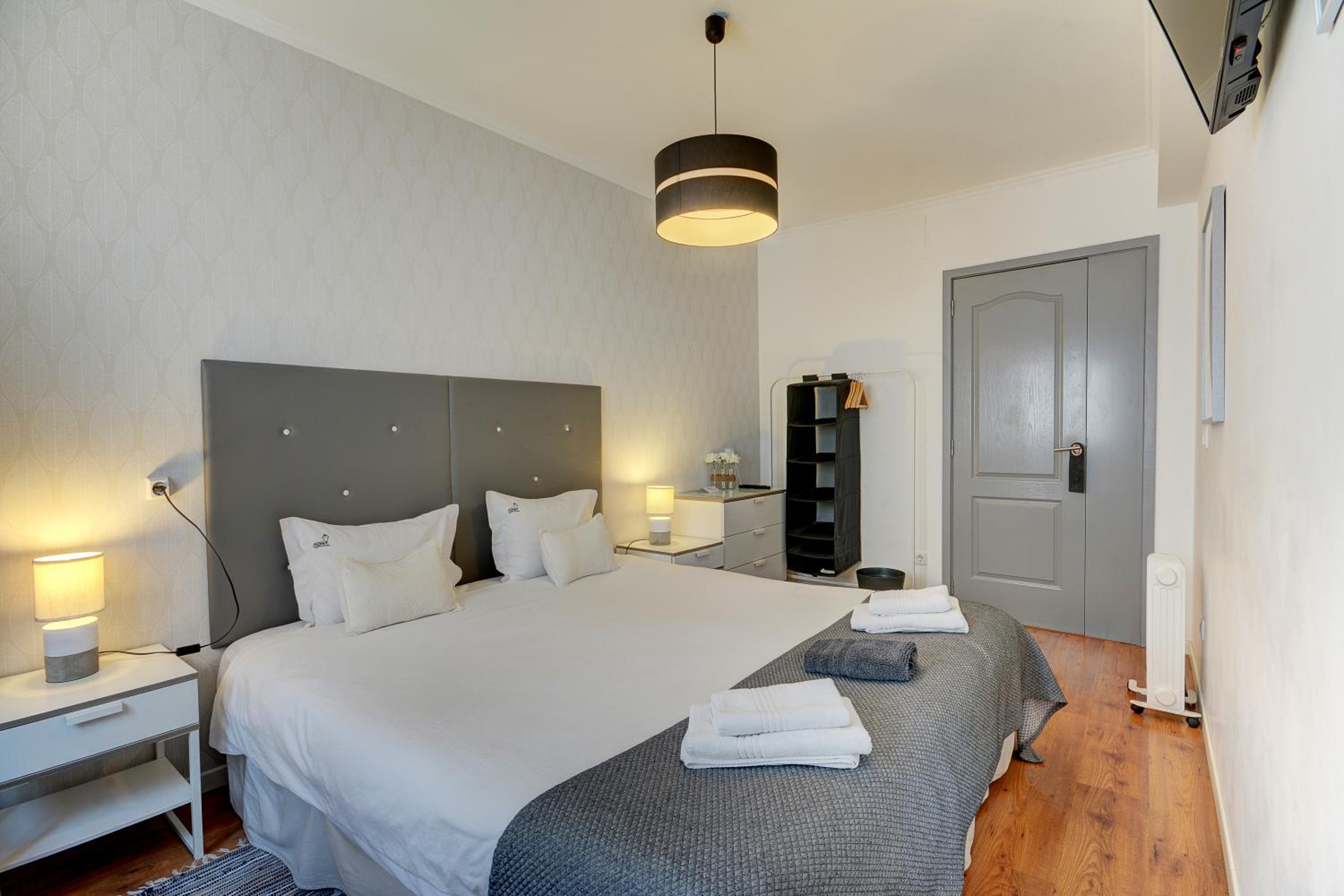 Double Room with Shared Bathroom photo 1