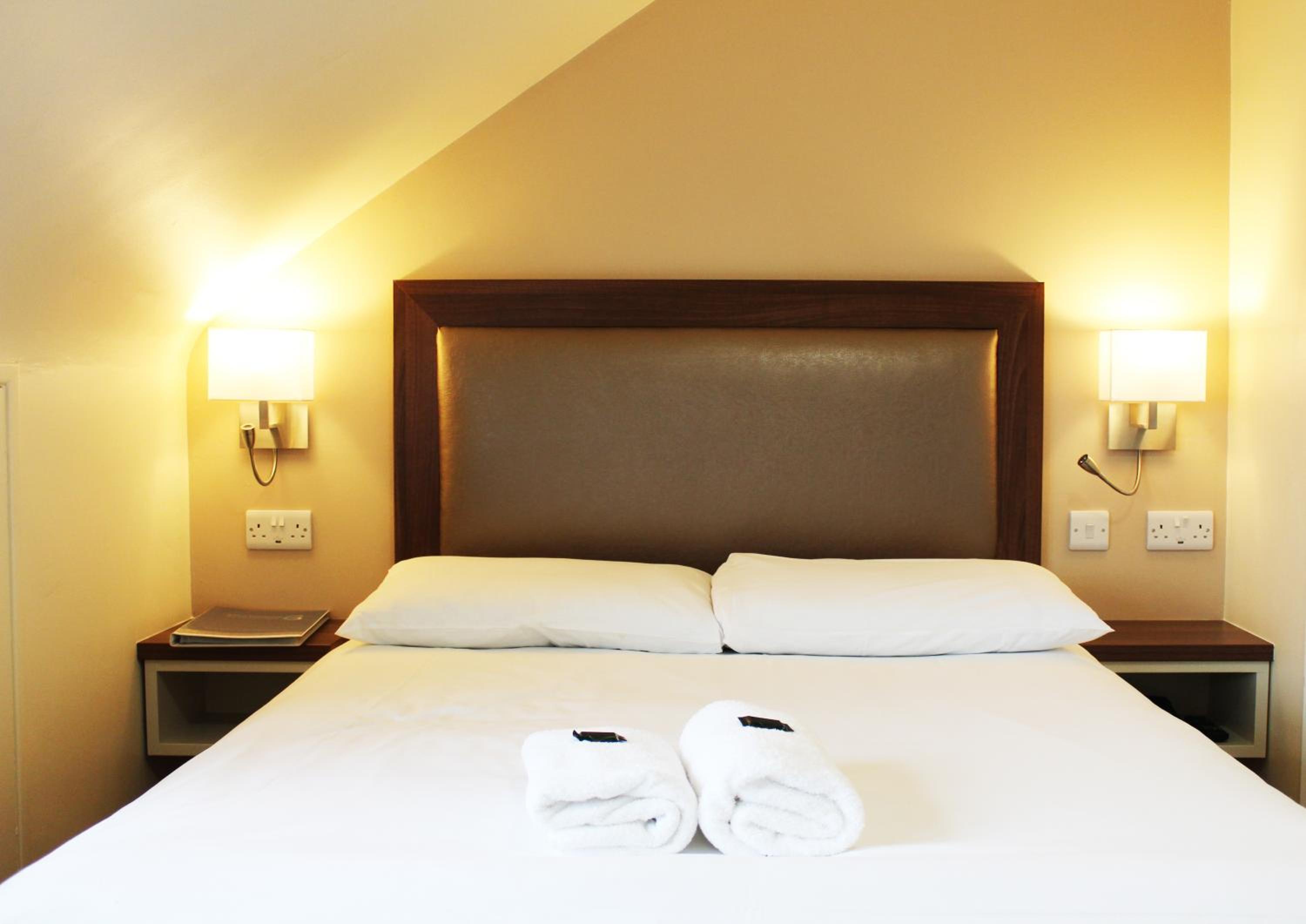 Double Room - Photo 4