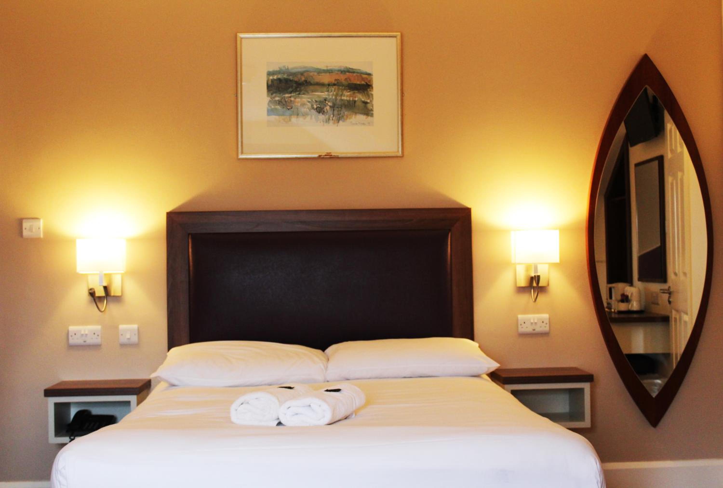 Double Room - Photo 6