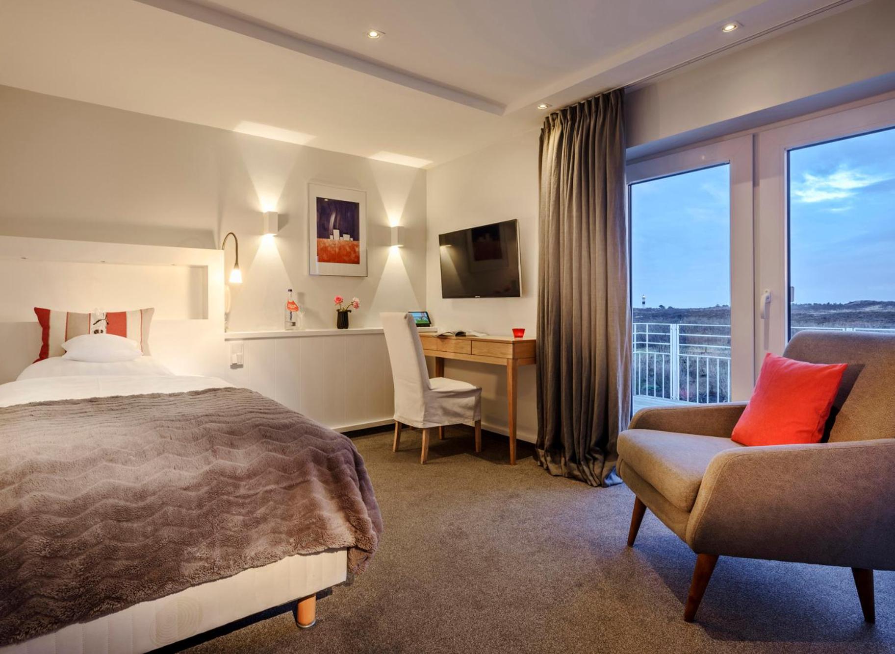 Single Room with Balcony