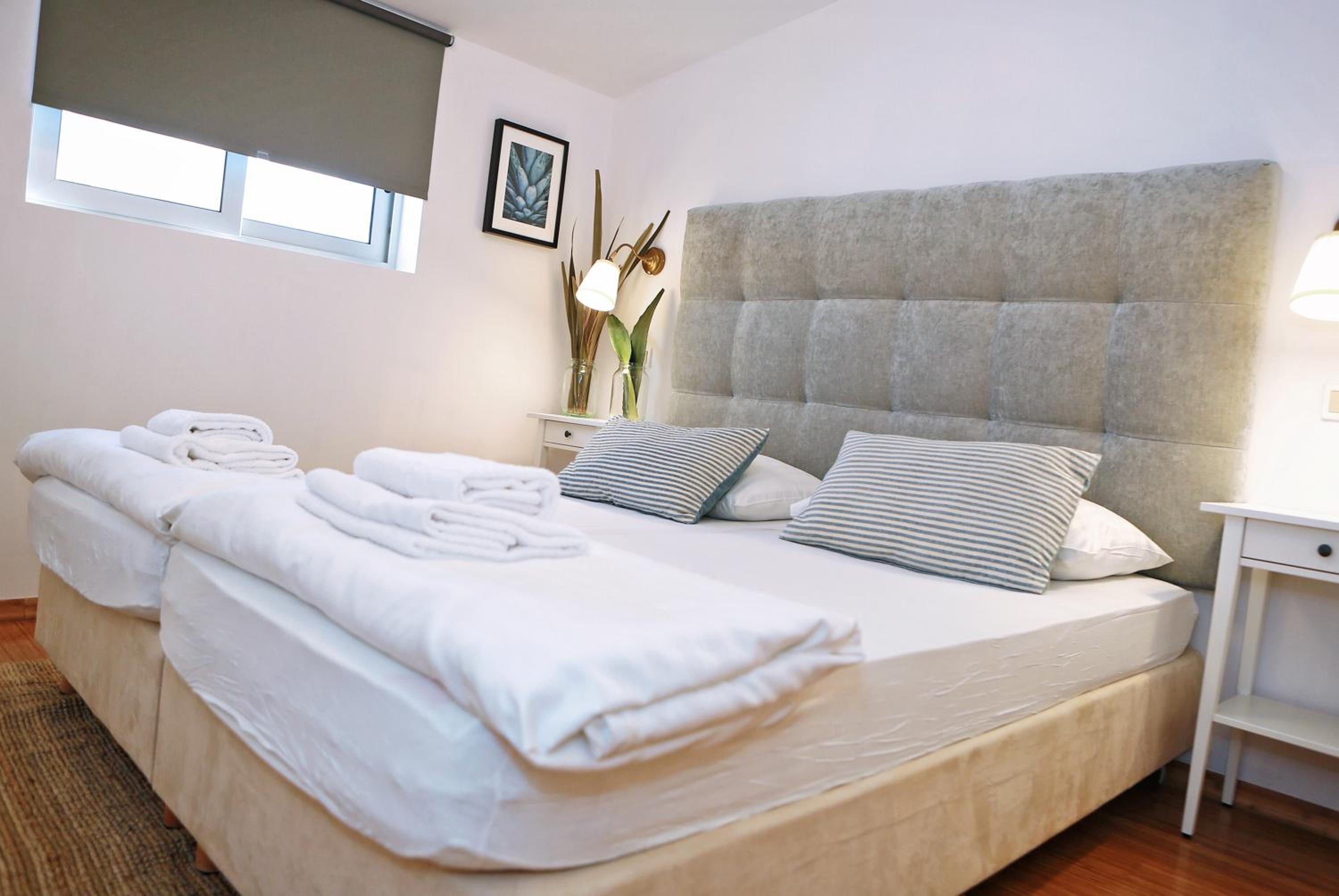 Superior Suite with Sea View - Photo 3