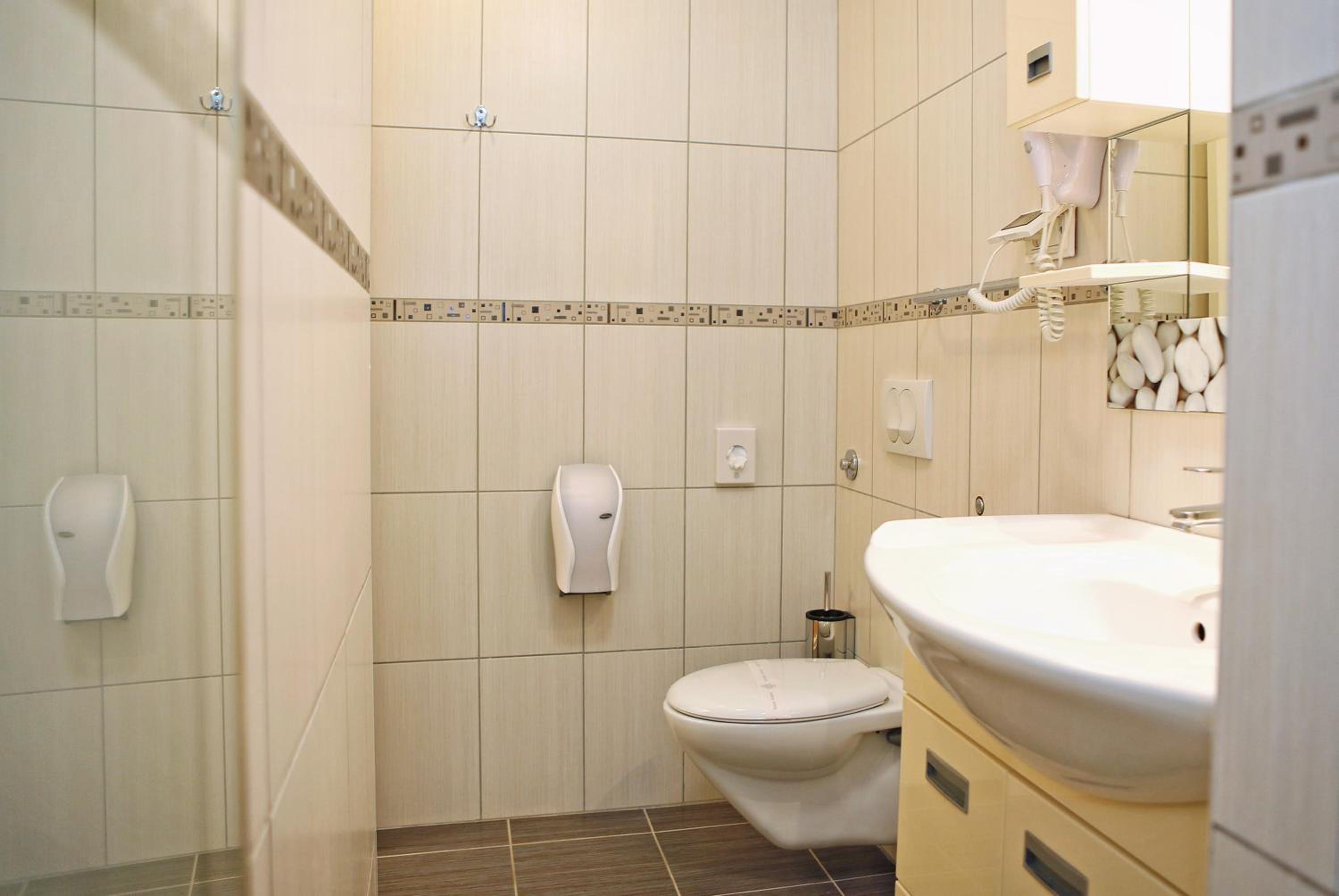 Double or Twin Room without Balcony photo 2