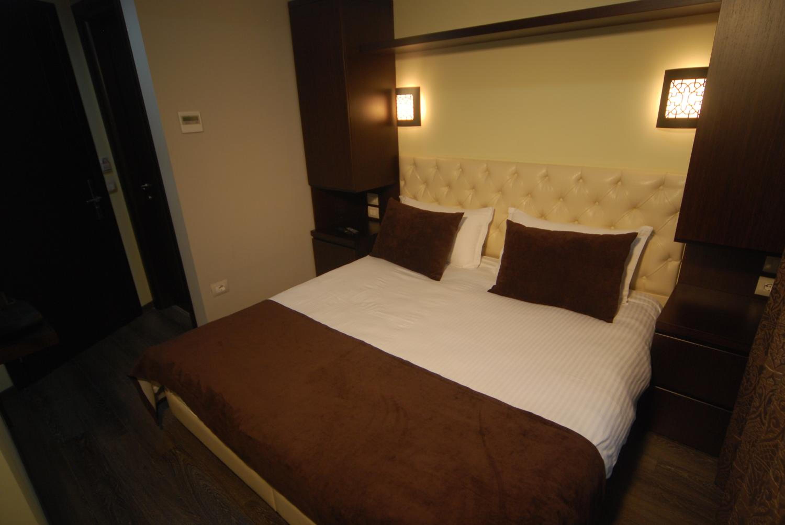 Standard Double Room photo 2