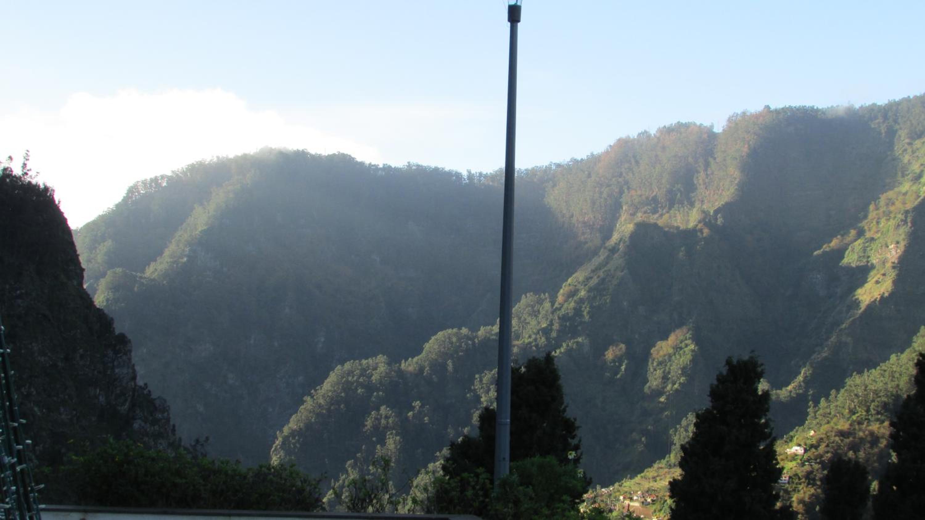 Apartment with Mountain View - Photo 24