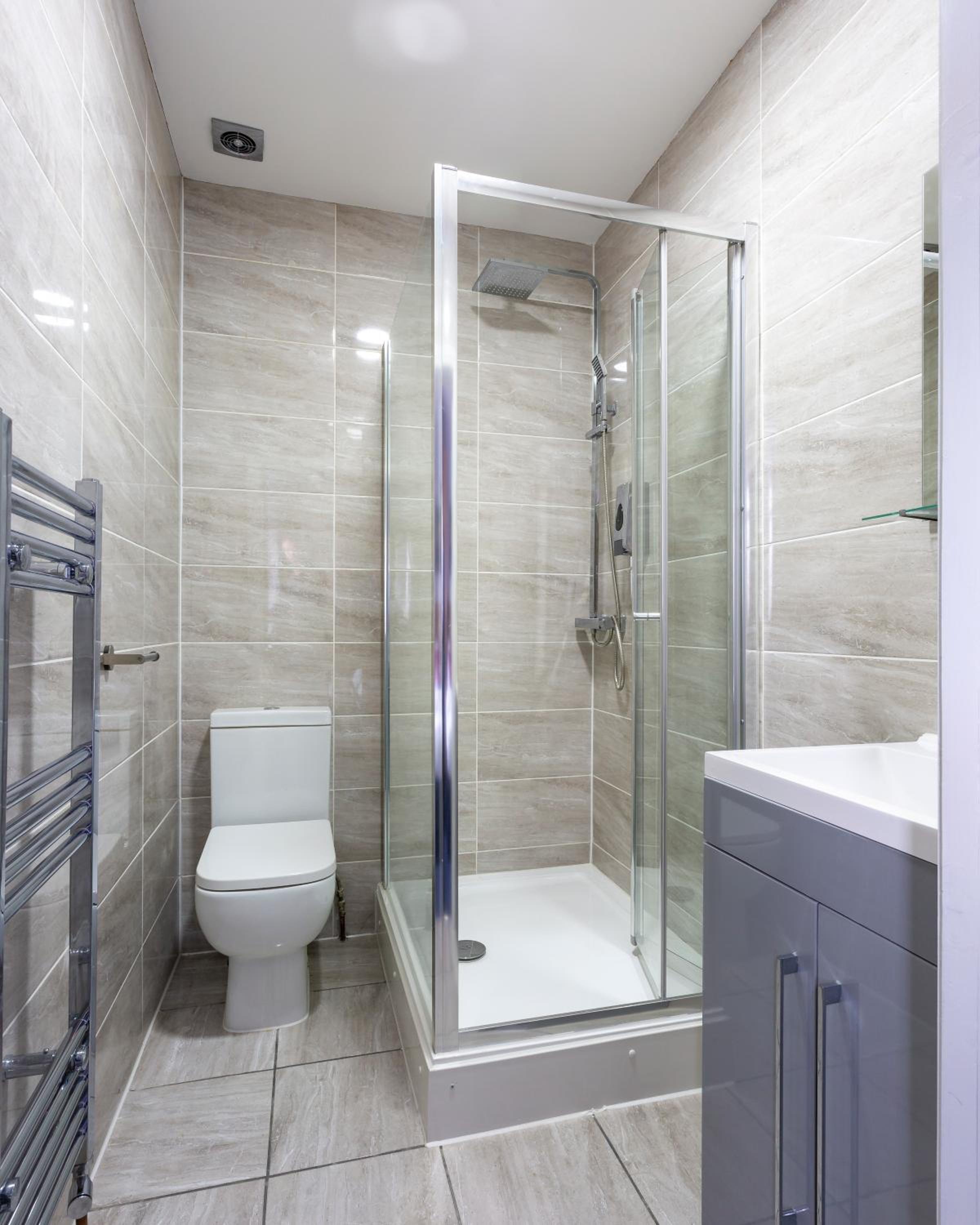 Double Room - Photo 8