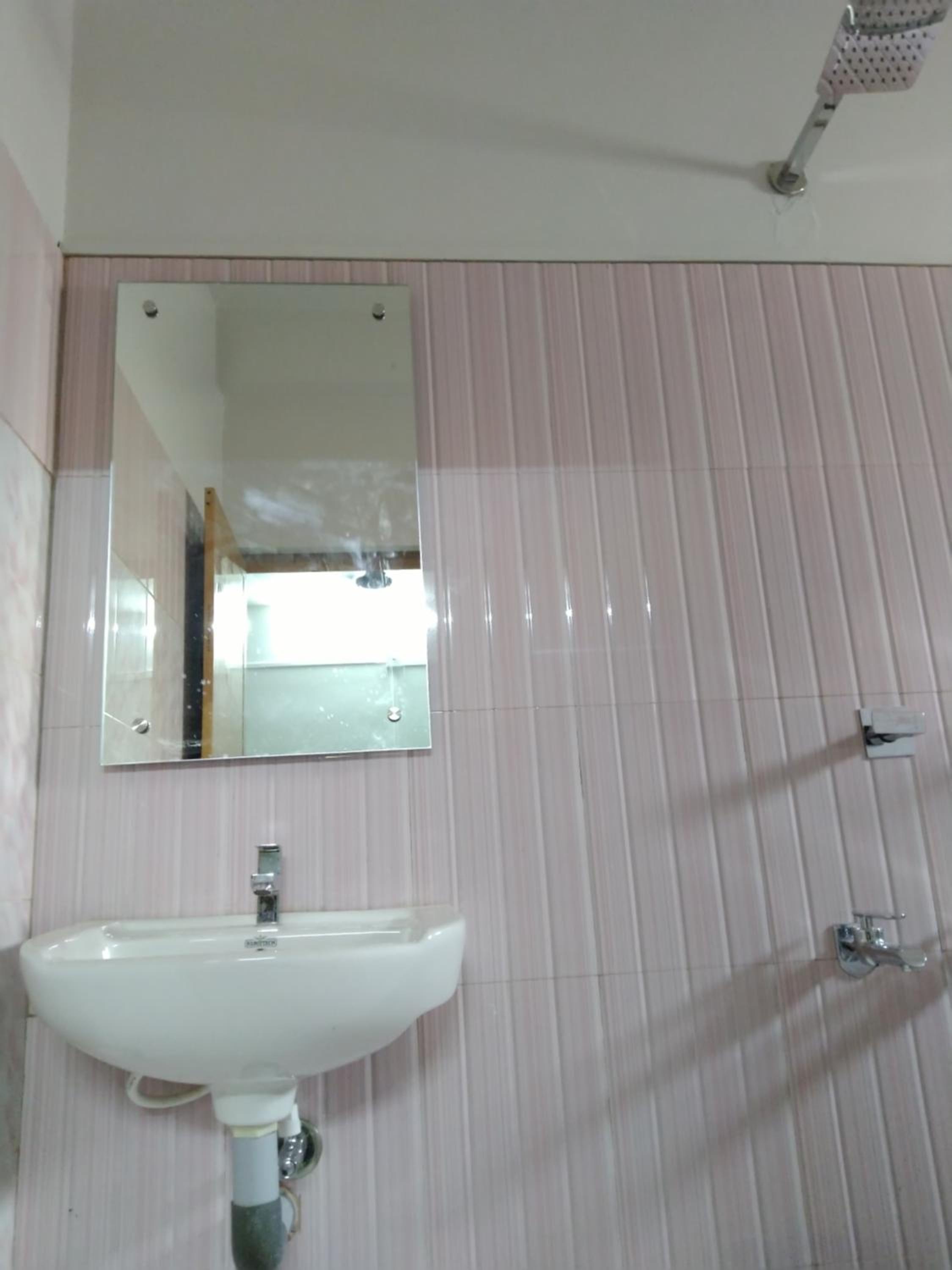 Deluxe Room - Photo 7