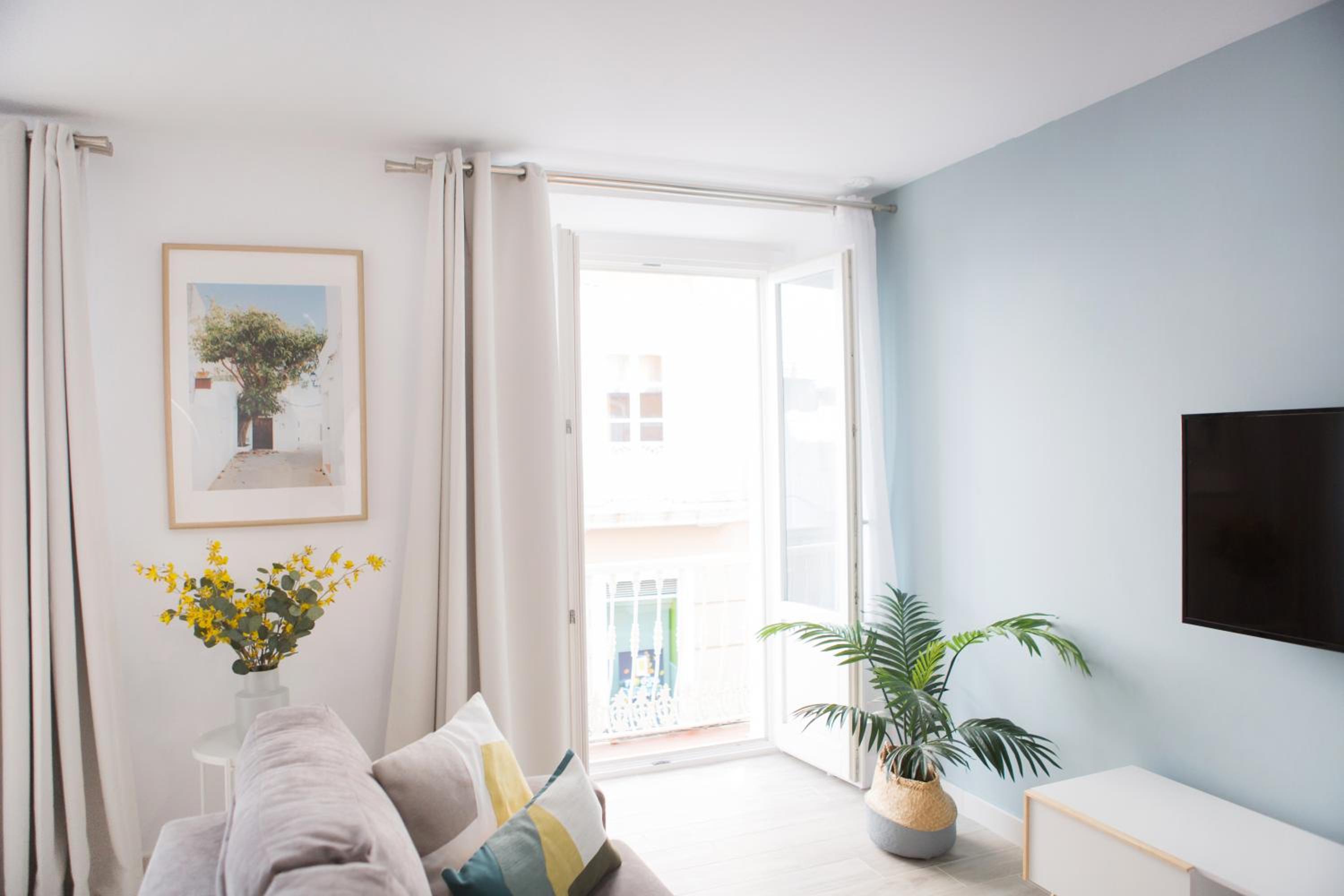 Apartamento con Balcón