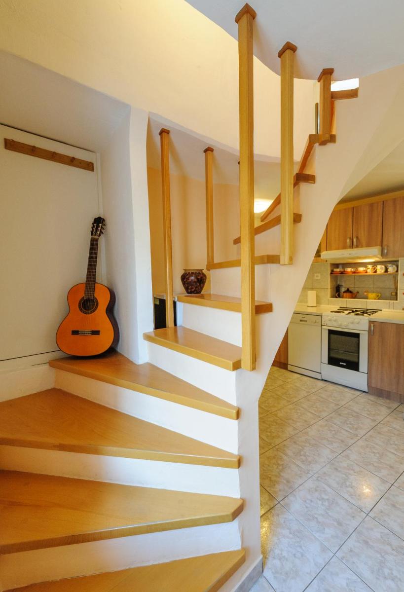 Duplex Two-Bedroom Apartment (5 Adults) - Photo 26
