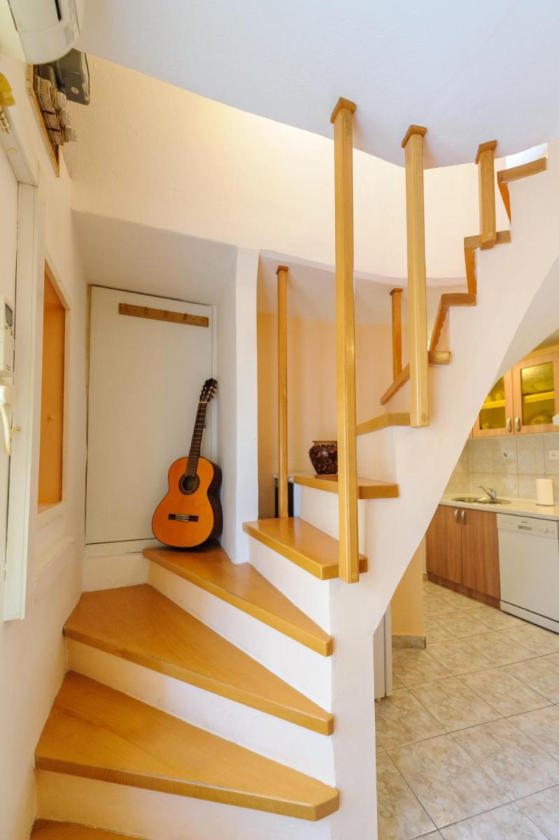 Duplex Two-Bedroom Apartment (5 Adults) - Photo 27