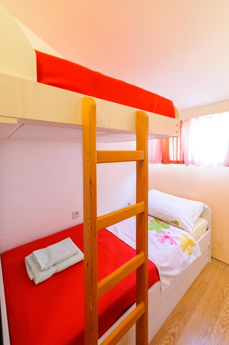 Duplex Two-Bedroom Apartment (5 Adults) - Photo 35