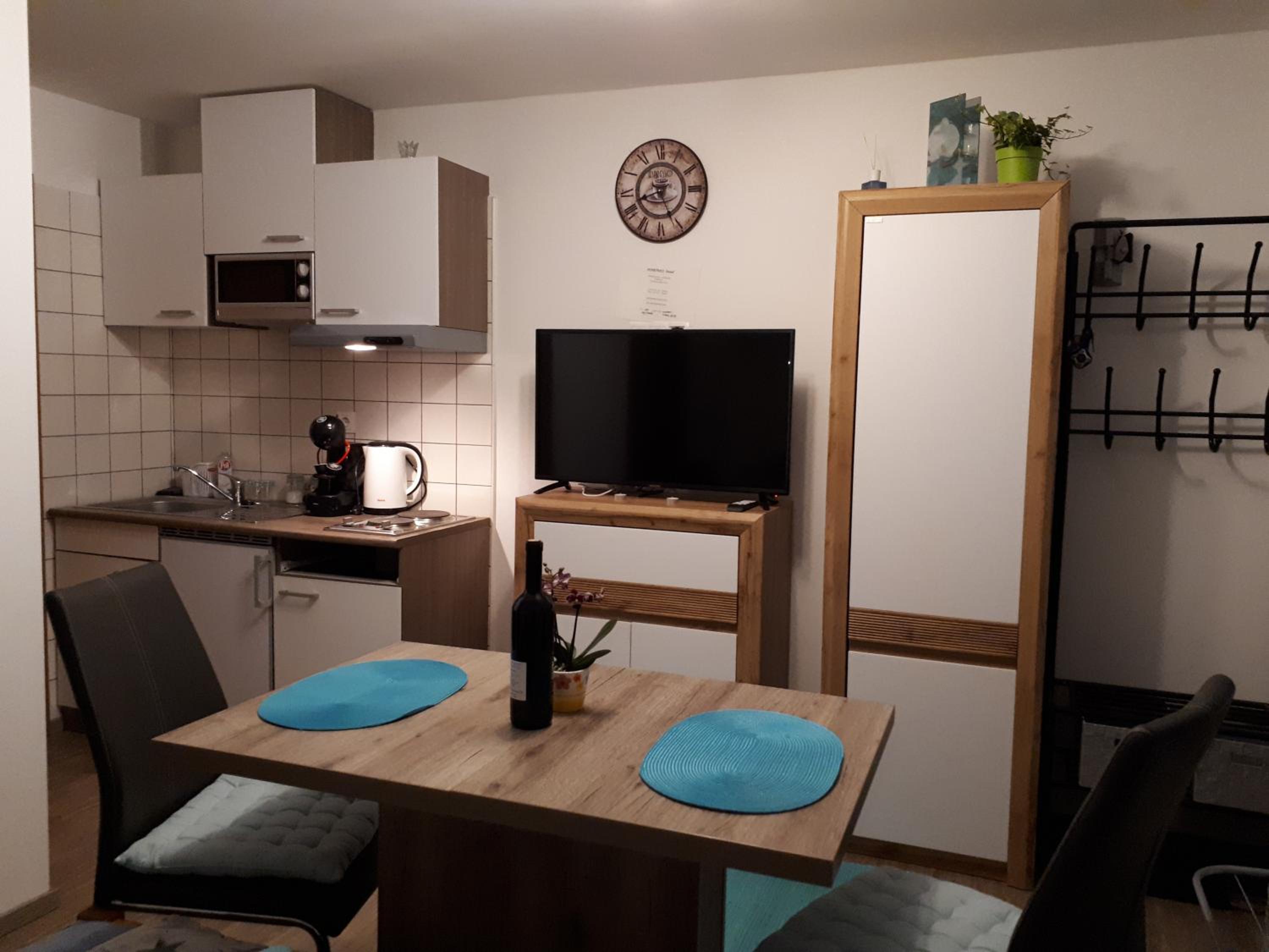 Studio Apartment