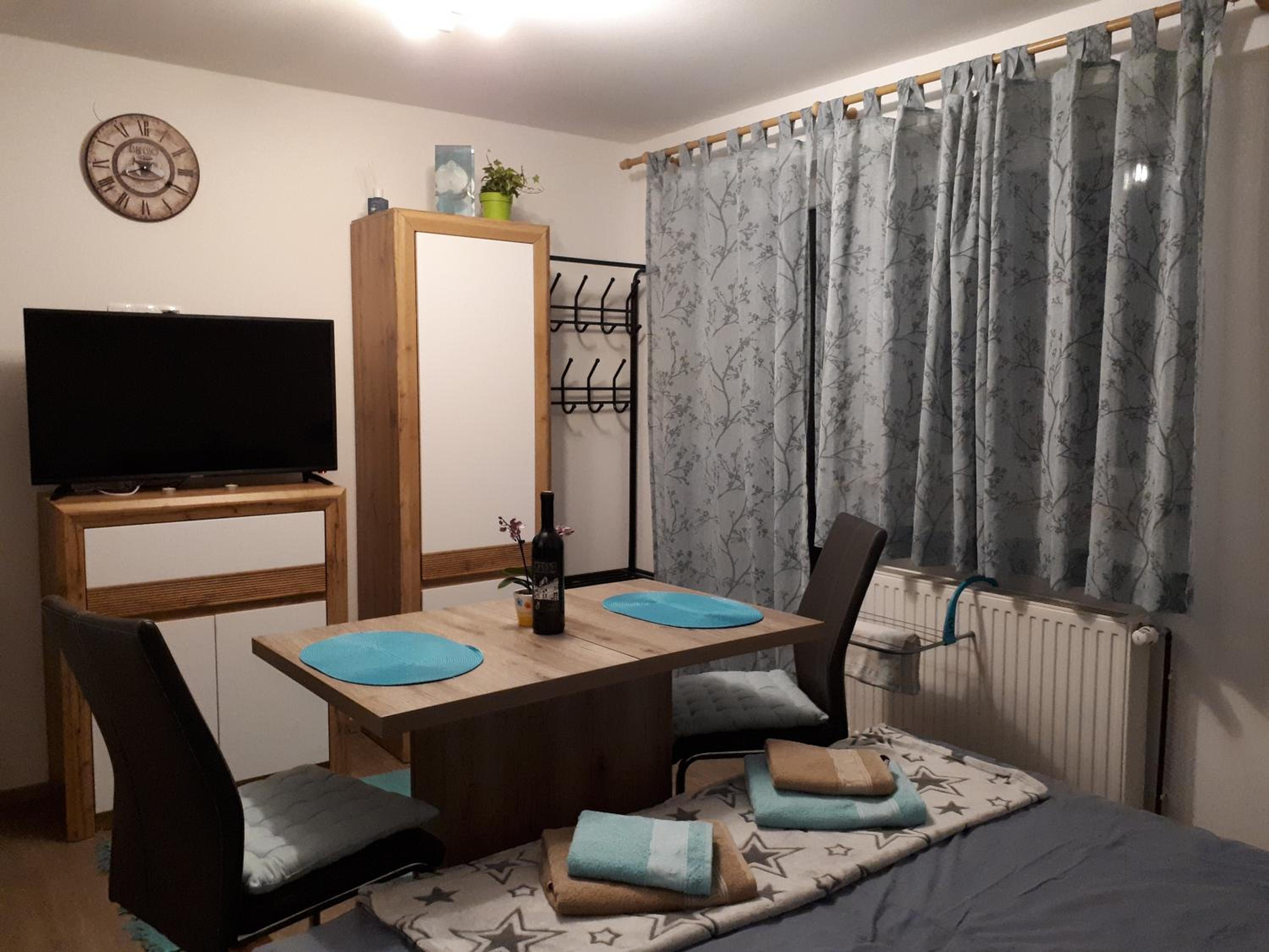 Studio Apartment photo 1