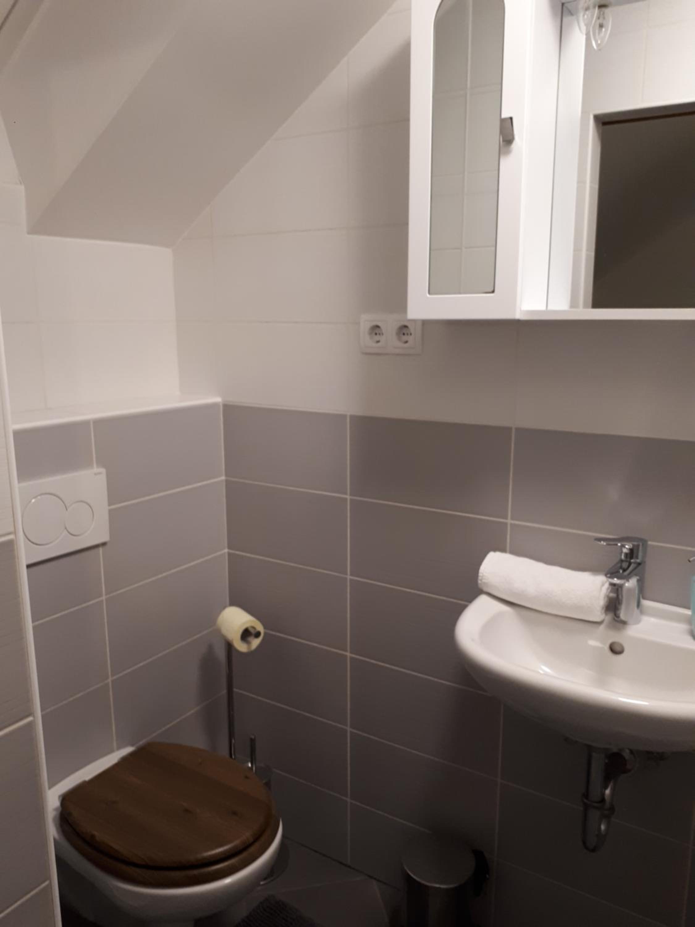Studio Apartment photo 3