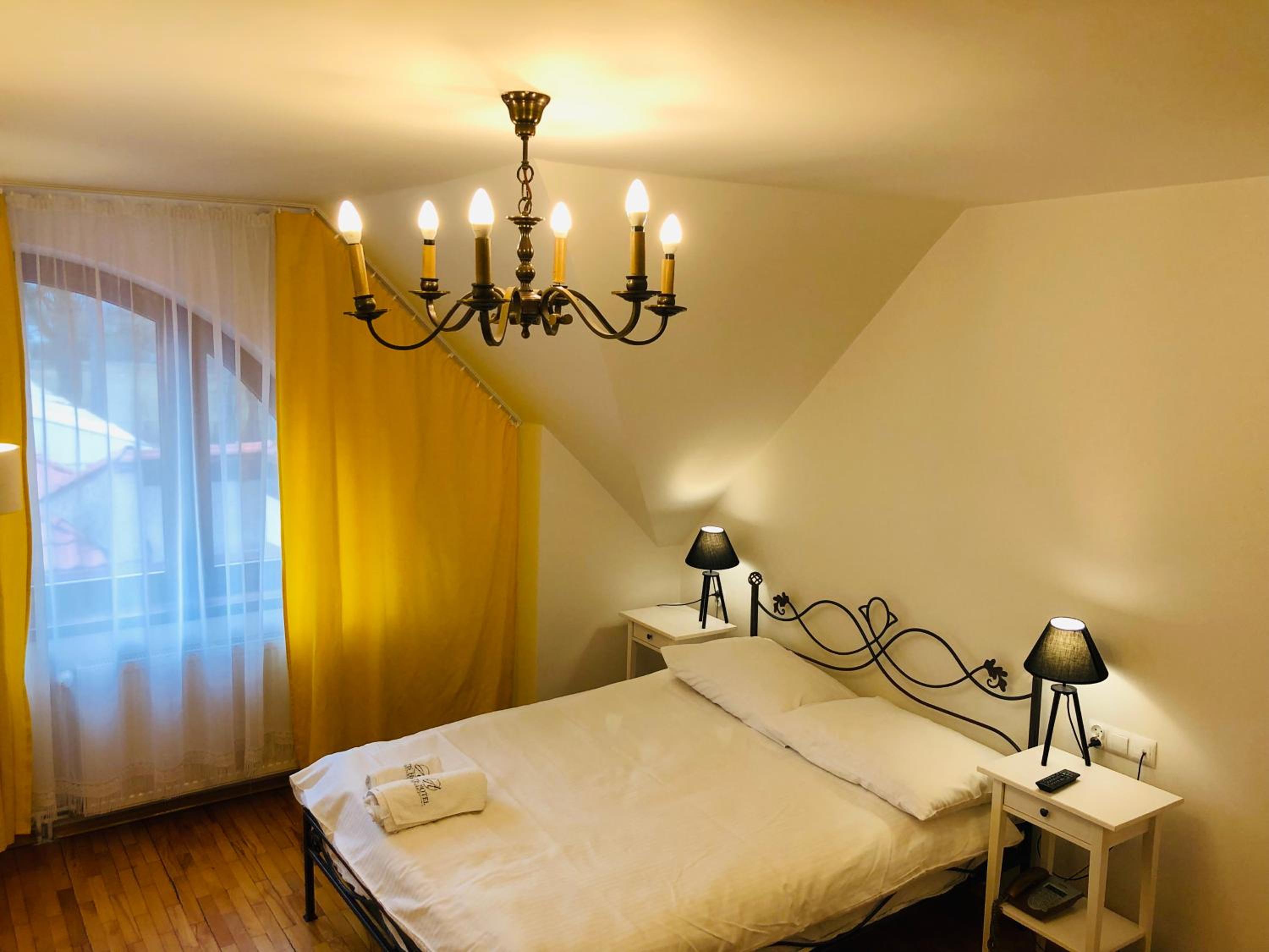 Deluxe Double or Twin Room - Photo 1