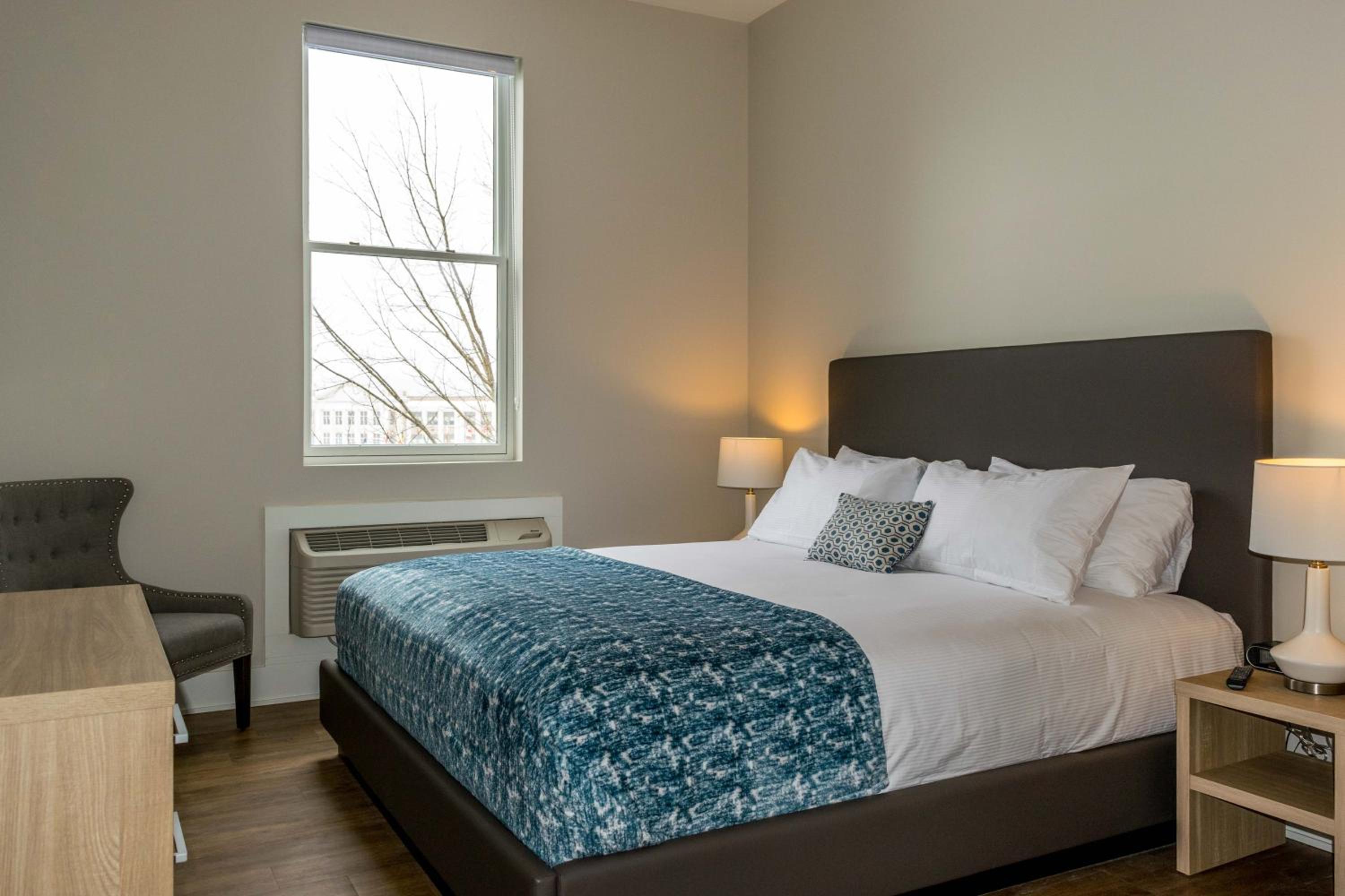 Two-Bedroom Apartment - Photo 1