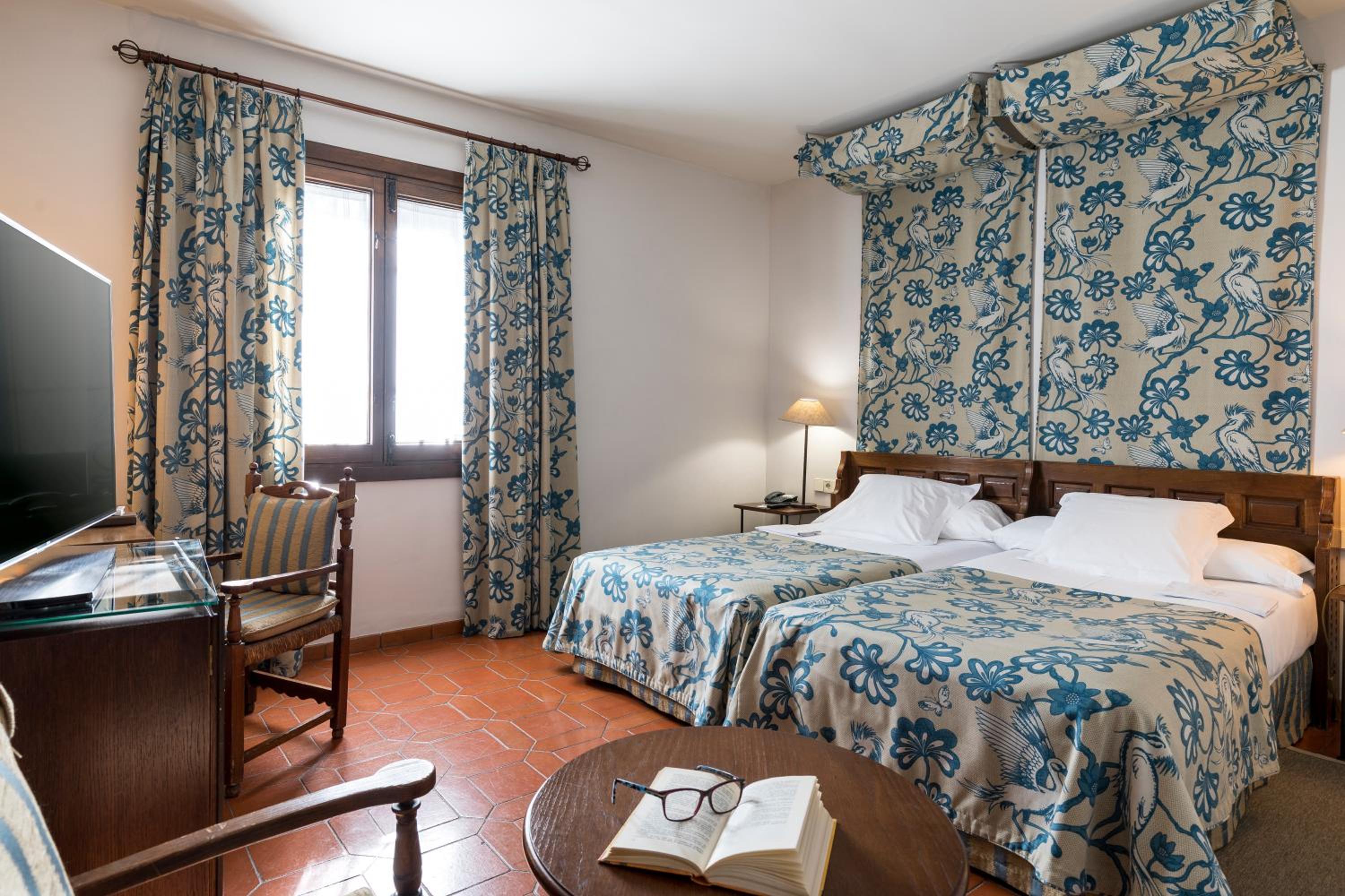 Standard Double Room - Photo 4