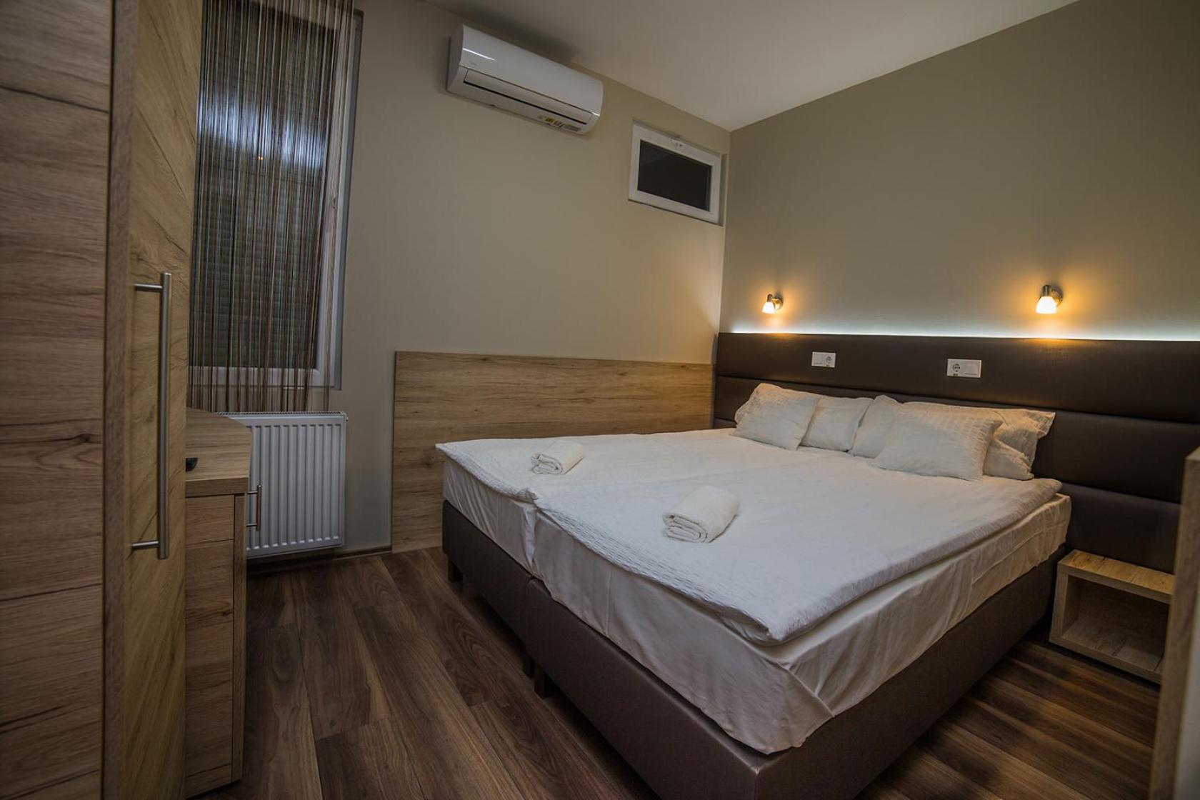 Double or Twin Room photo 1