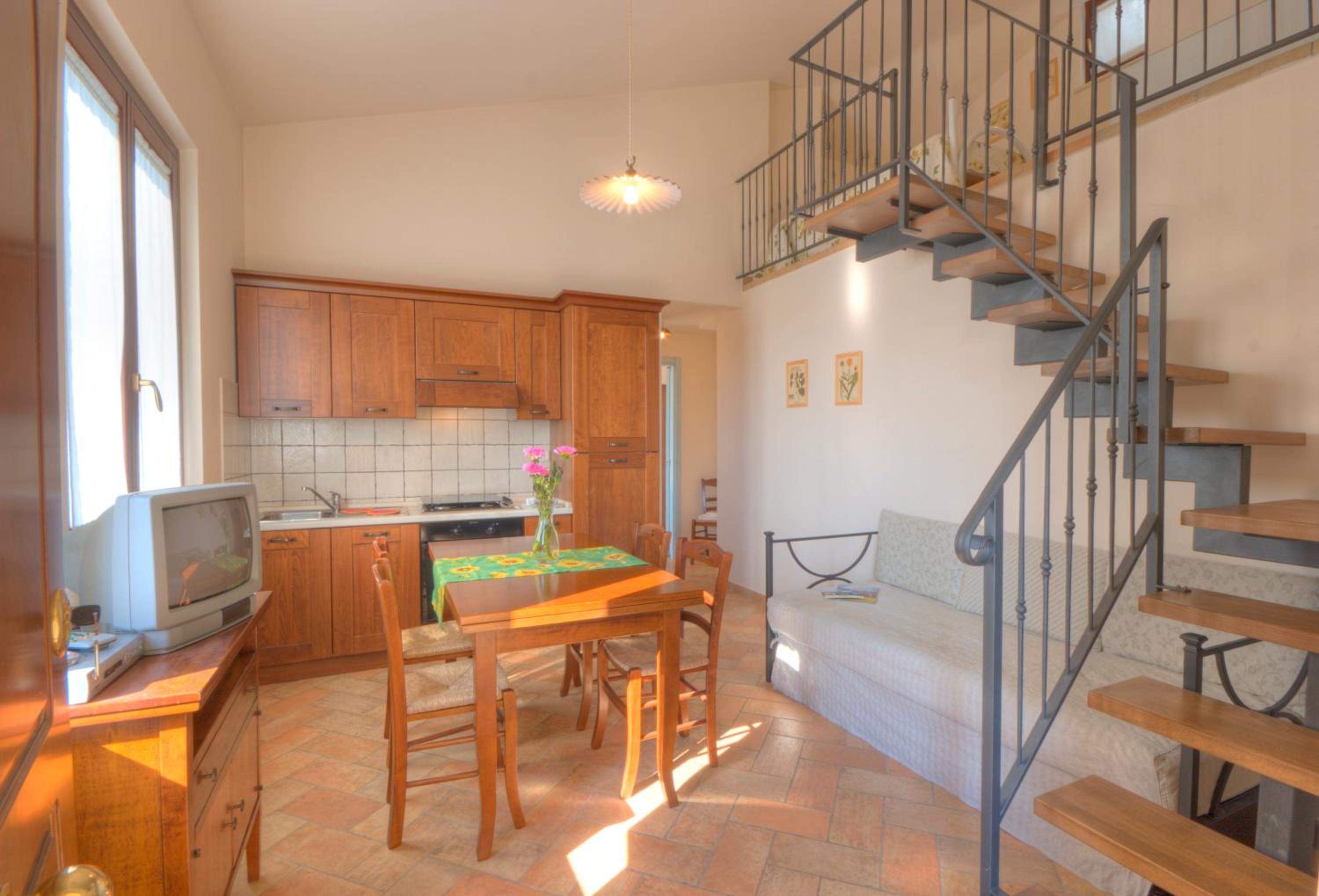 Two-Bedroom Apartment with View photo 2
