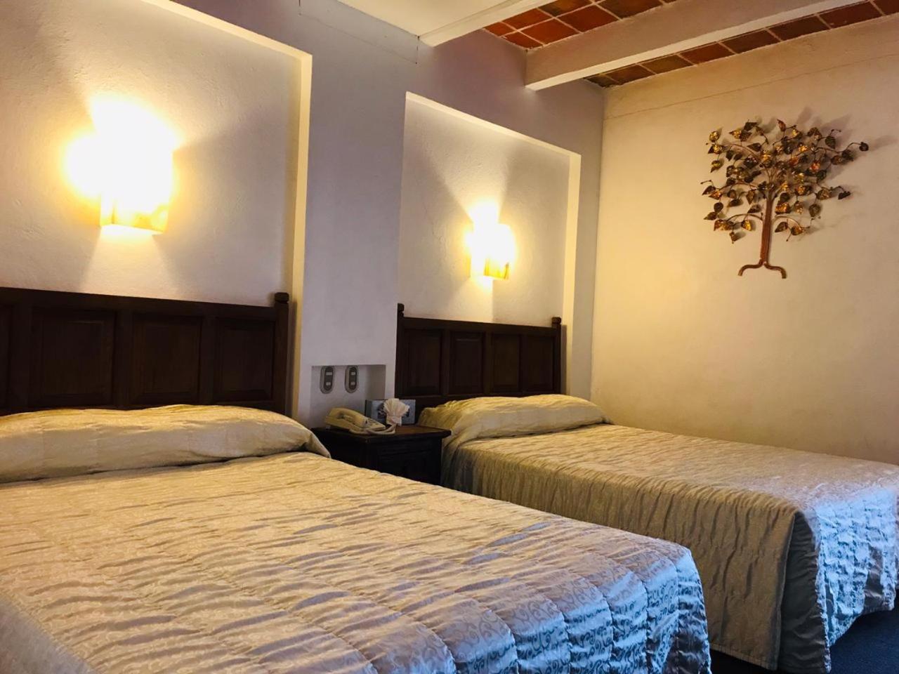Double Room - Photo 16