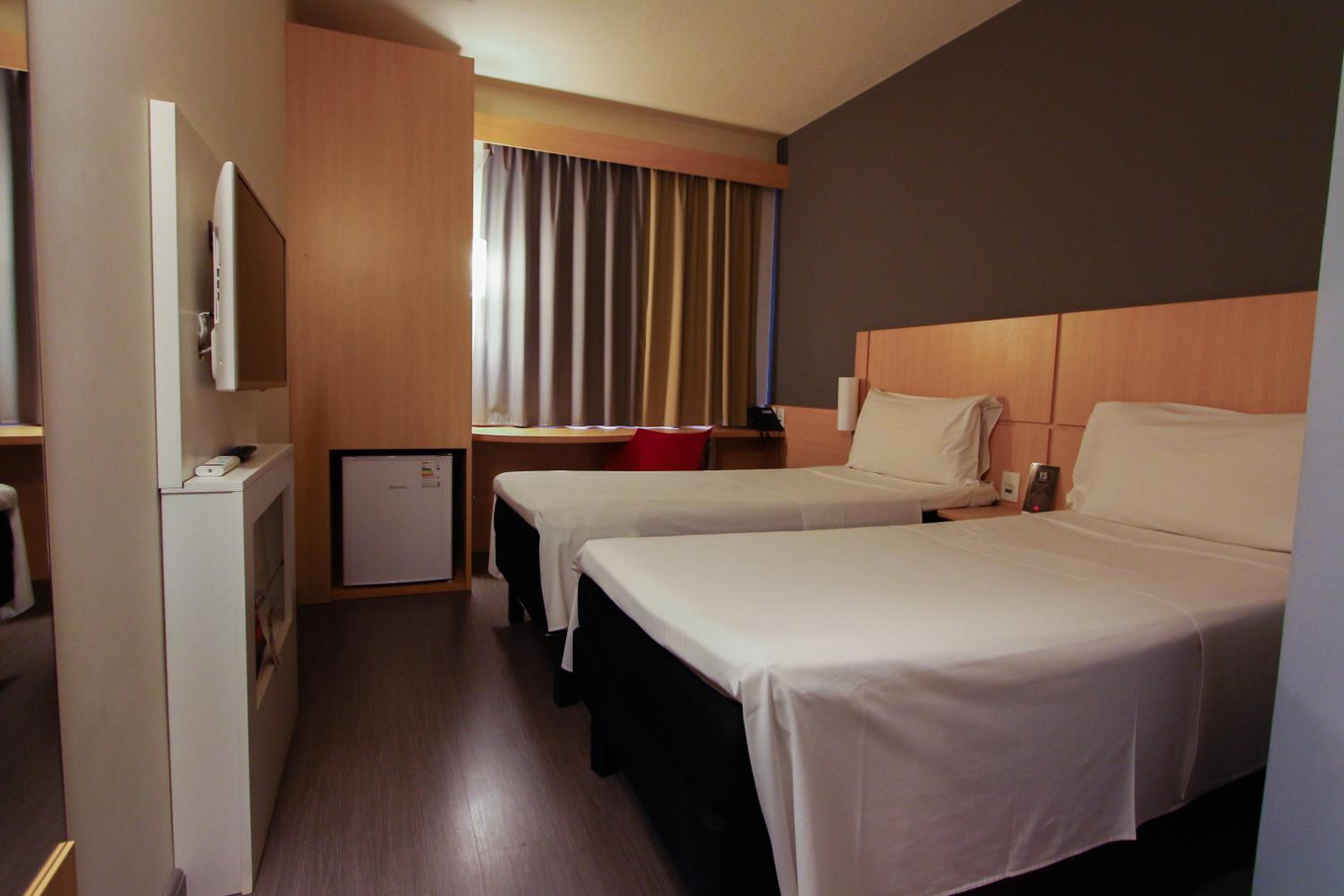 Apartment with Twin Beds photo 1