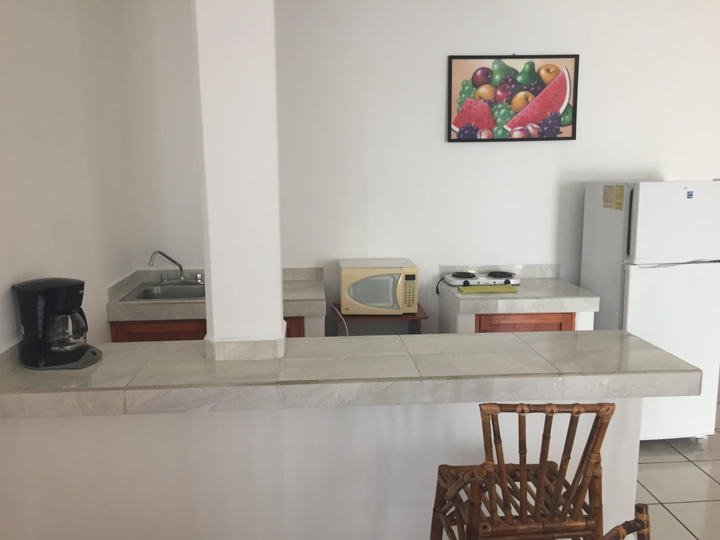 One-Bedroom Apartment - Photo 8