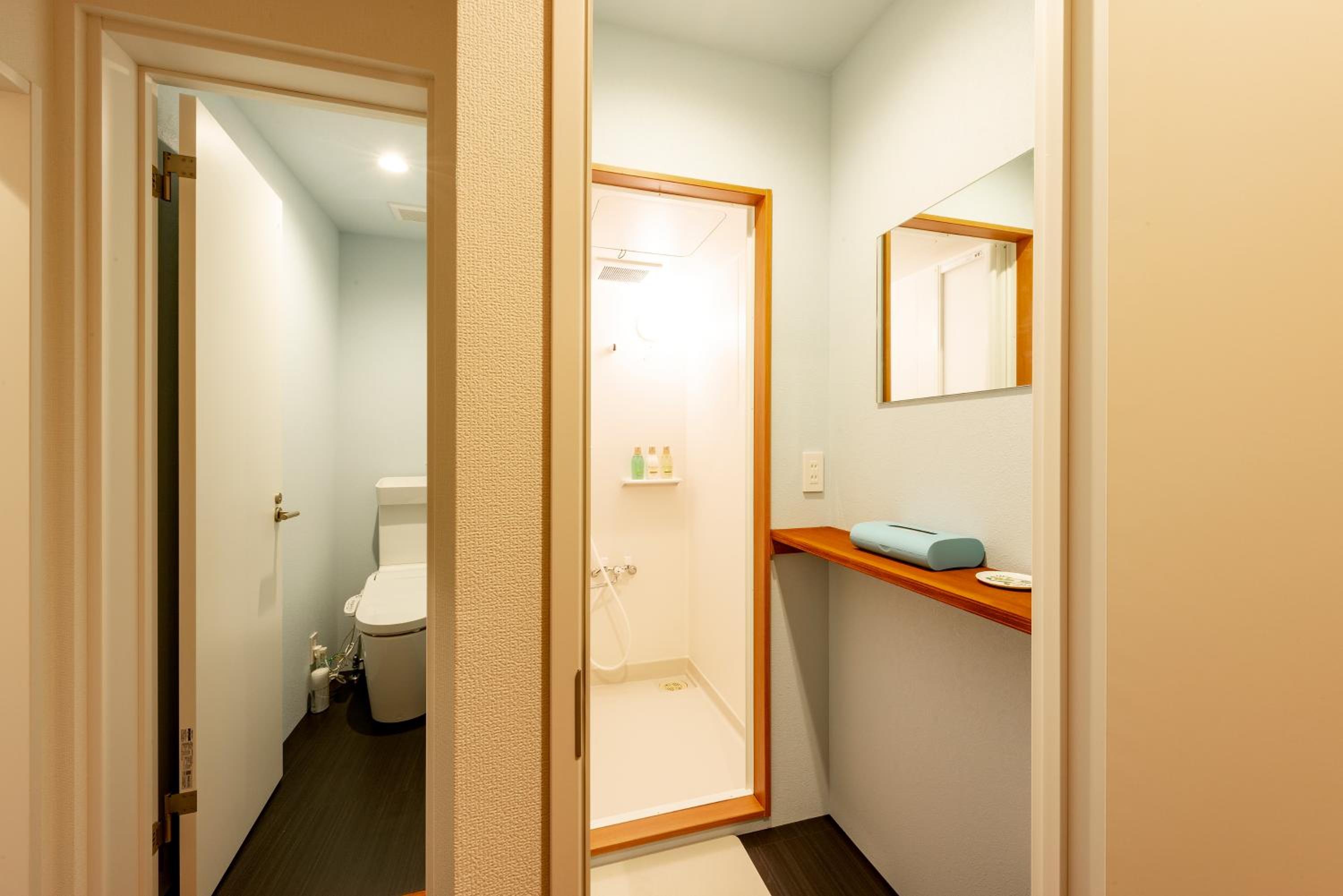 Family Room with Shower photo 2